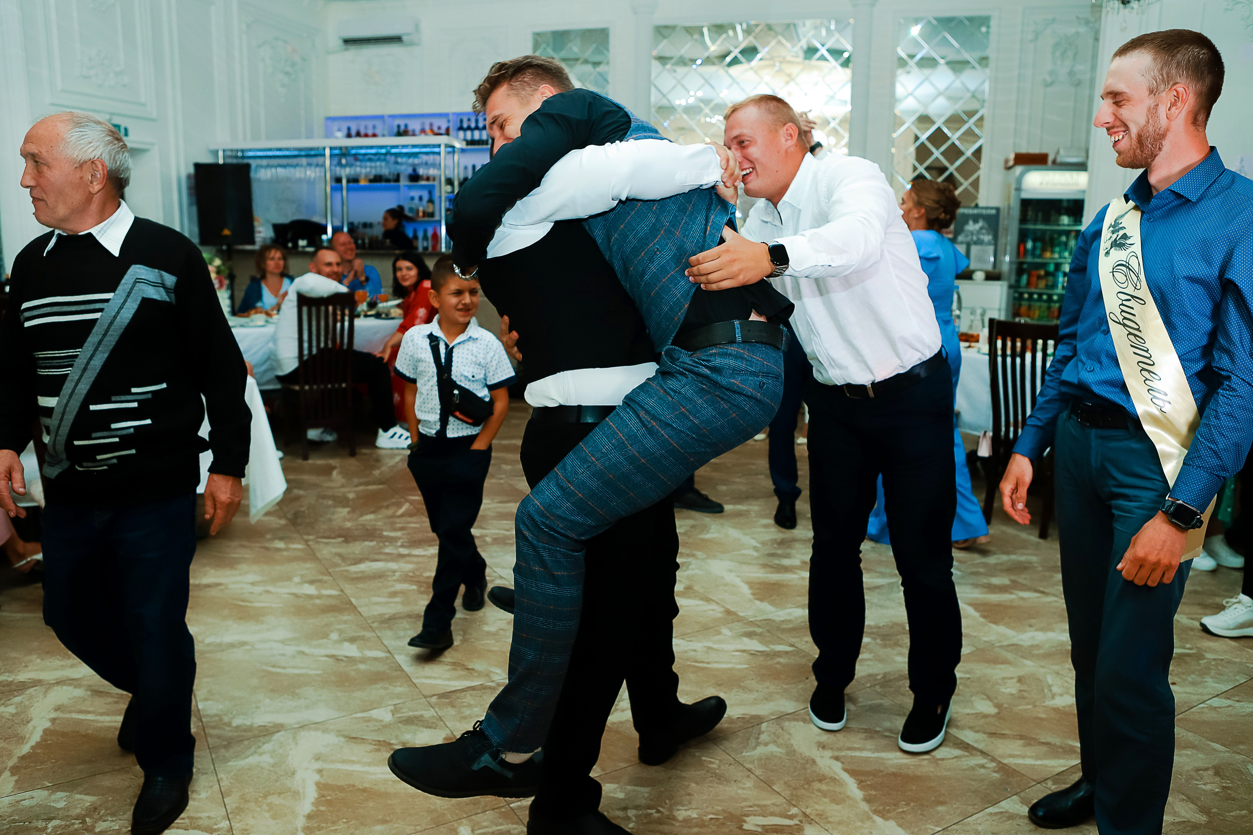 Юлия и Сергей. Свадебный фотограф Евгения Фролова г. Каменск-Шахтинский, Донецк, Ростов