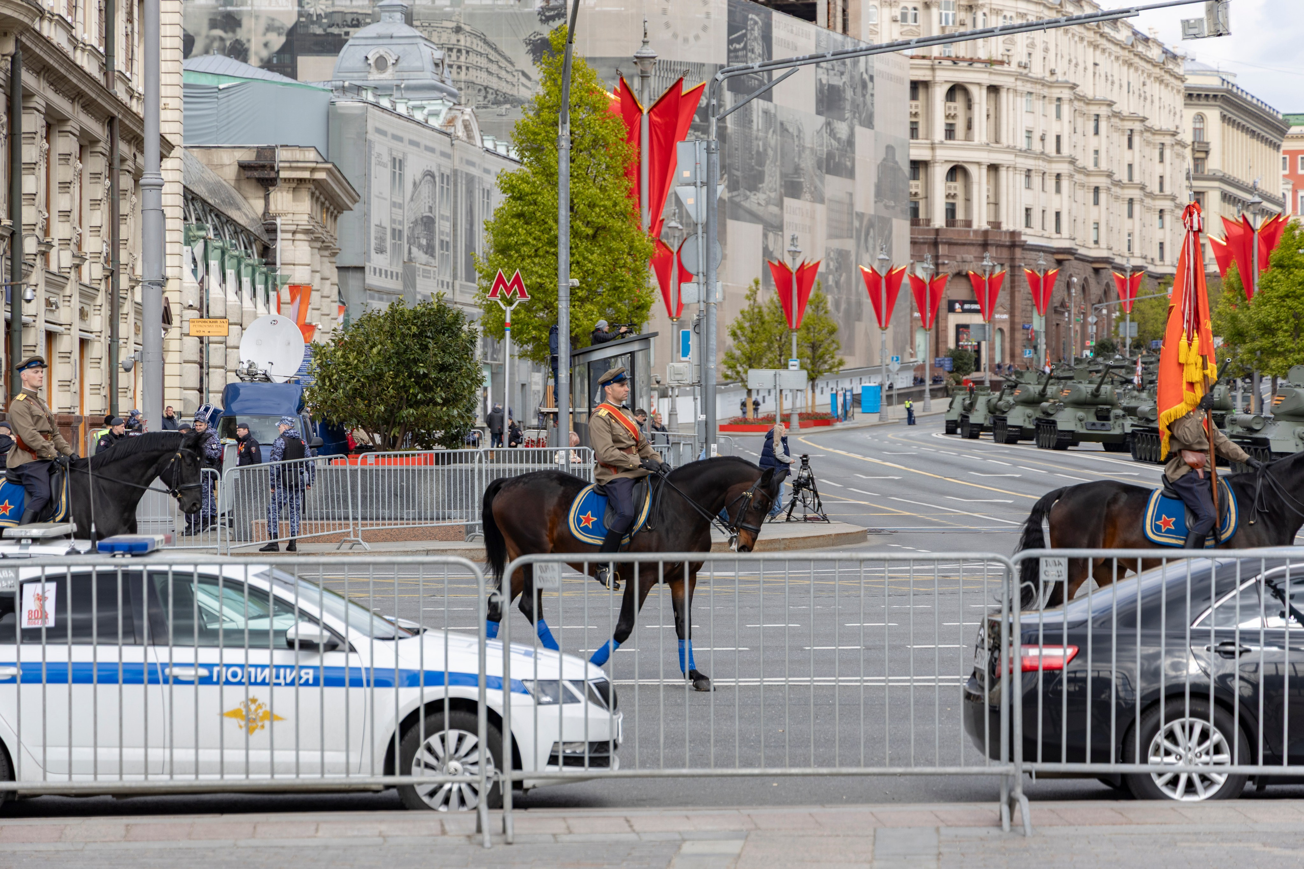 Репетиция парада победы 7 мая 2025 боевая техника. Репортажный, семейный и студийный фотограф в Москве Демин Алексей