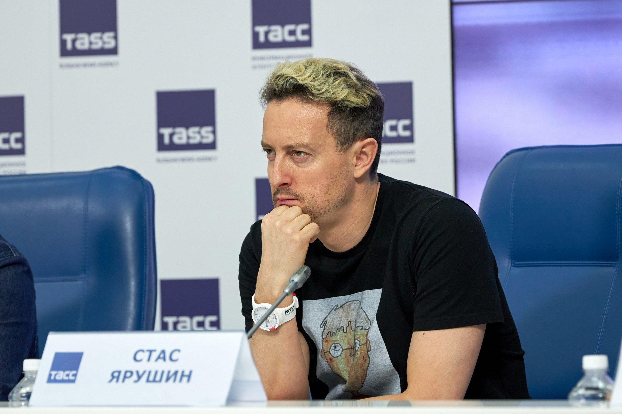 Конференция 50 ЛЕТ НА СЦЕНЕ. ЮБИЛЕЙНЫЙ КОНЦЕРТ ЛАРИСЫ ДОЛИНОЙ. Репортажный, семейный и студийный фотограф в Москве Демин Алексей