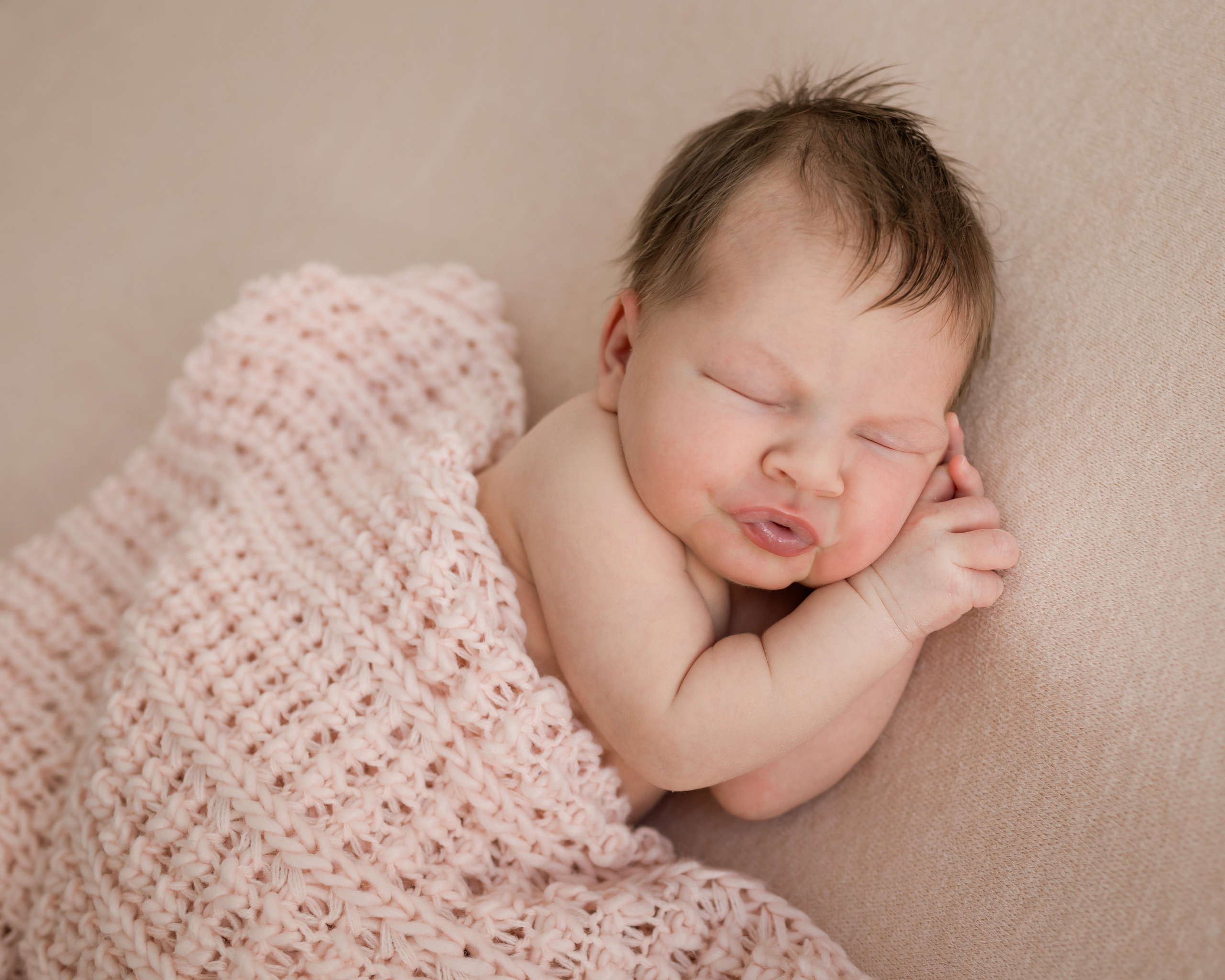 Фотограф новорожденных Тверь. Newborn Фотограф в Твери