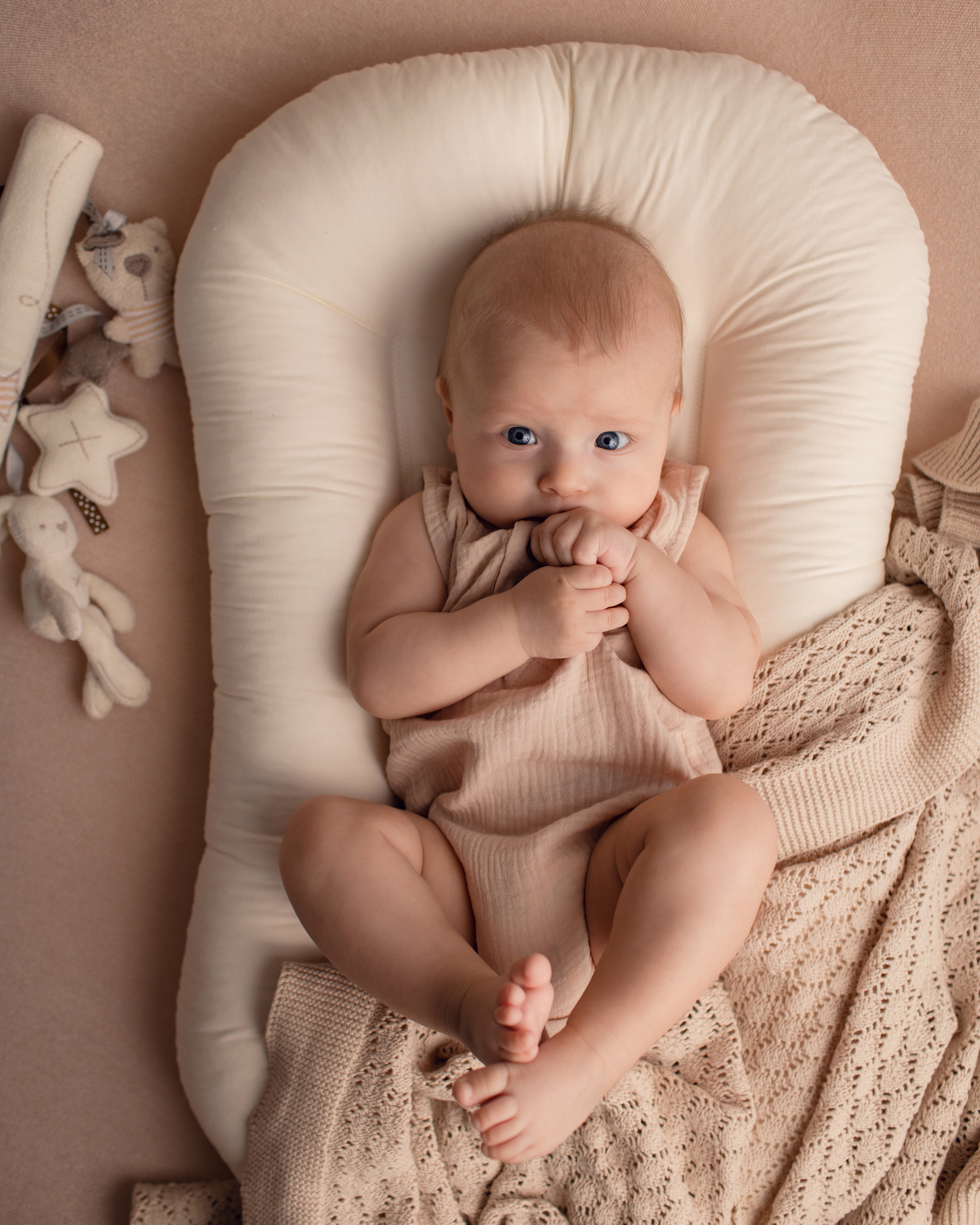 Малыши 3-12 месяцев. Newborn Фотограф в Твери