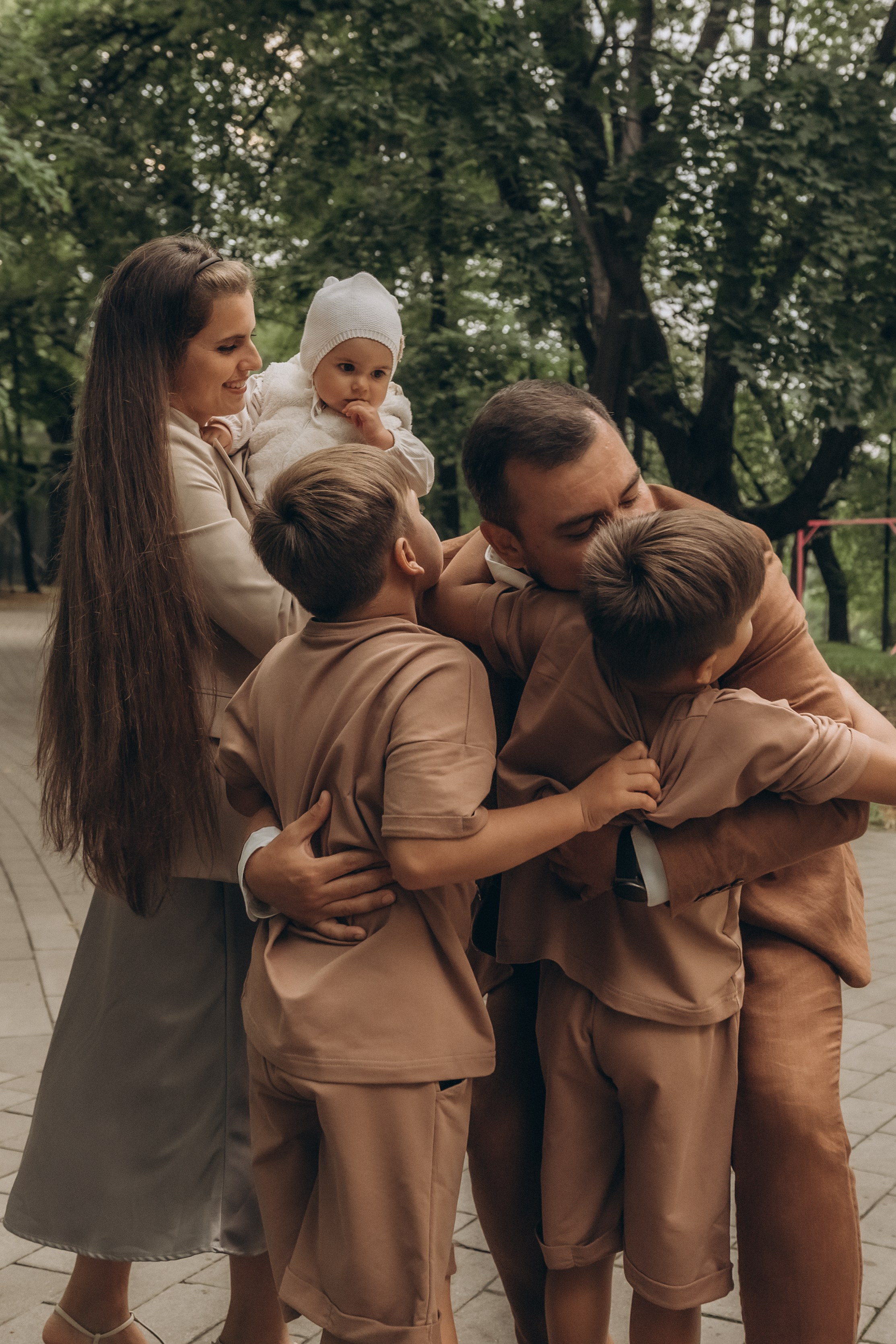 Семейная прогулка. Гаврилова Настя семейный фотограф lifestyle в Москве