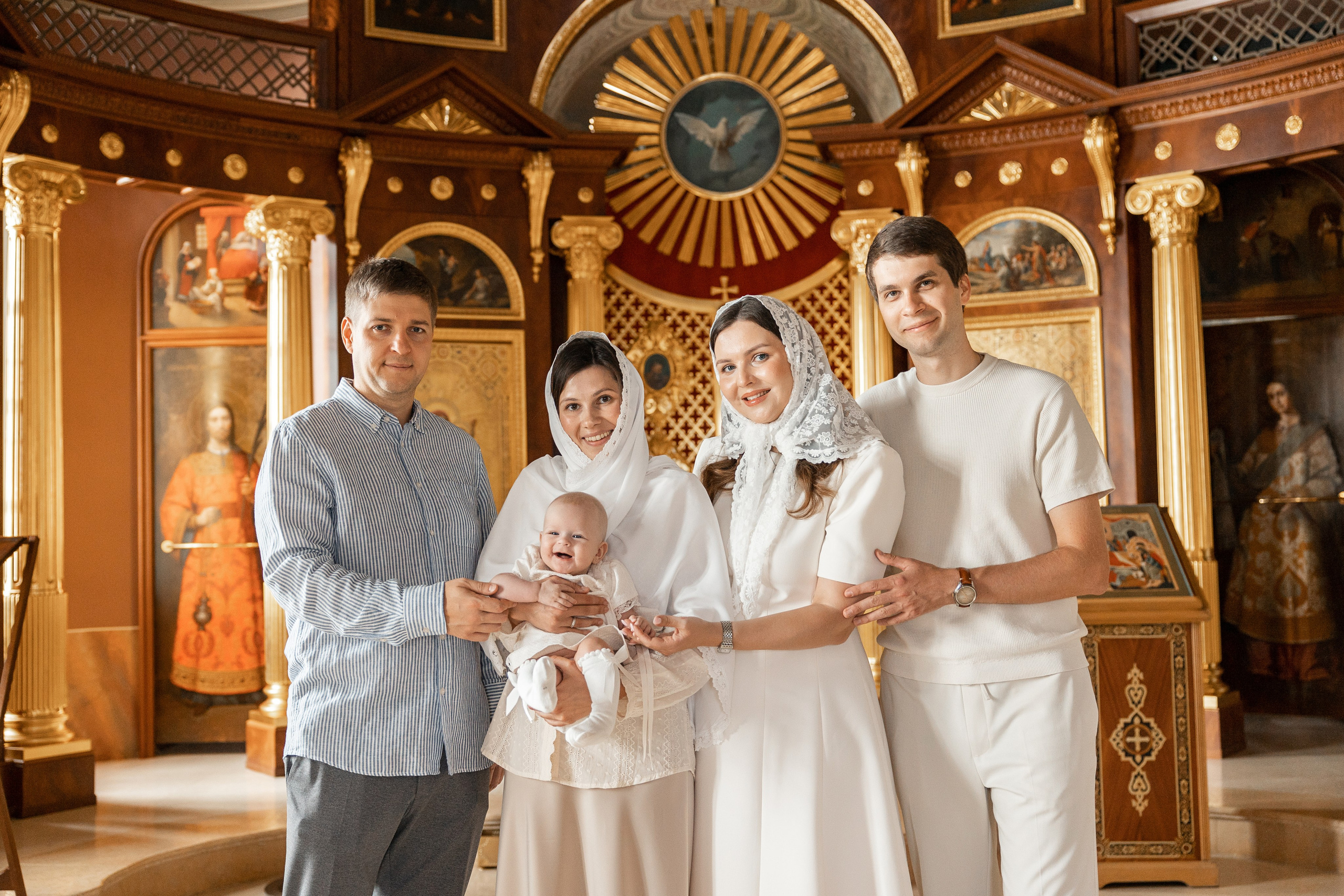 Крещение Агаты. Фотограф Крещение, Выписка москва