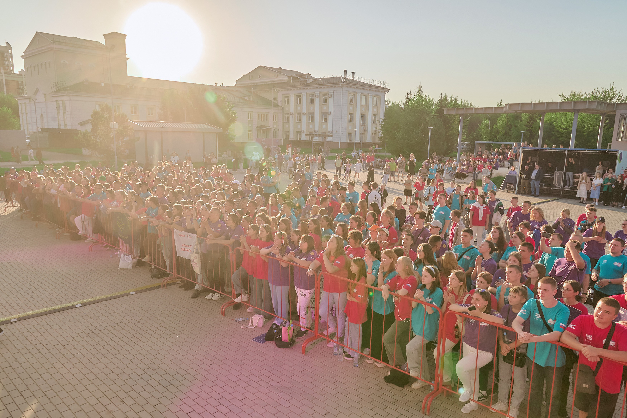 Большая перемена. Фотограф Яковлев Роман — Красноярск