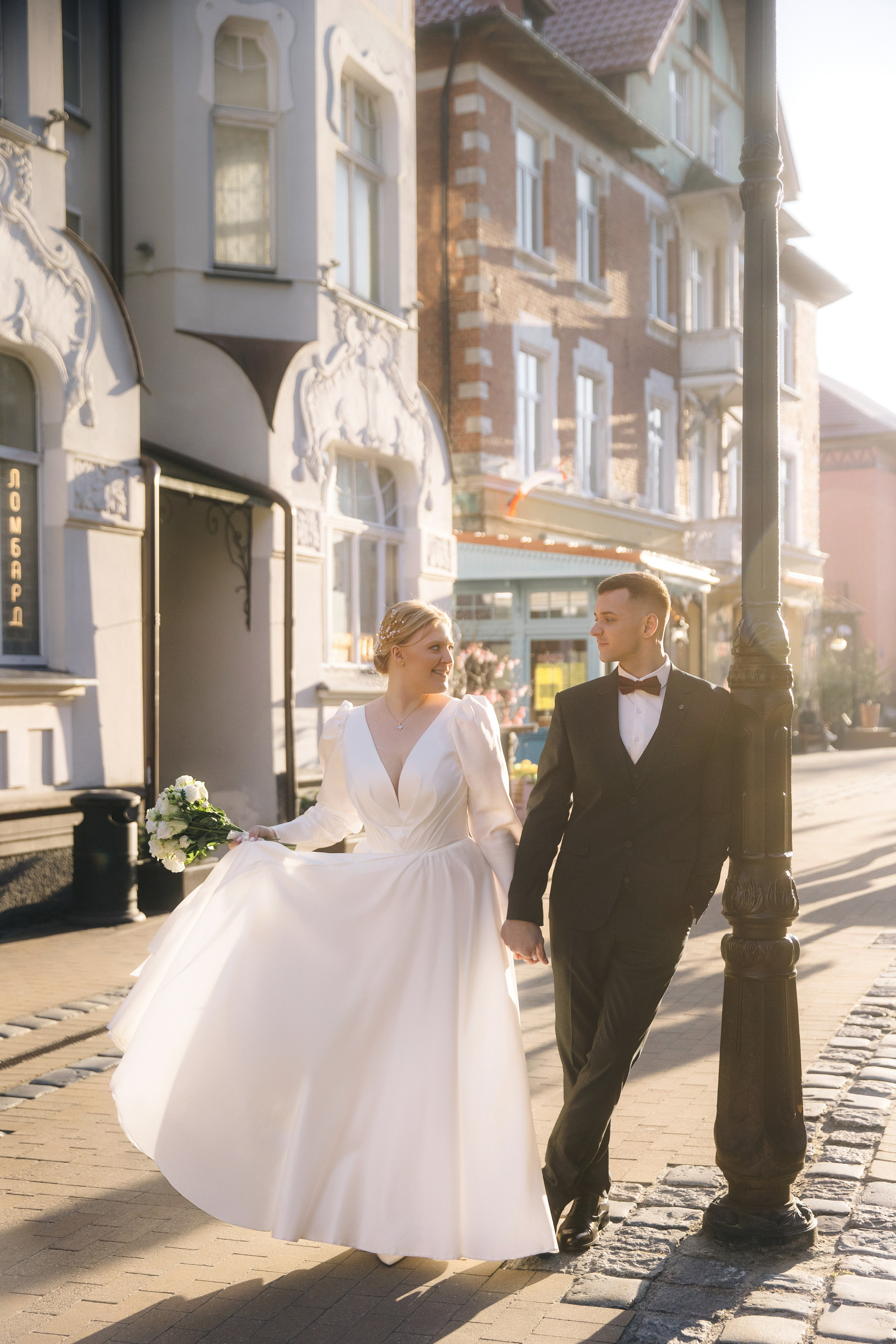 Свадебная фотосессия на закате на море. Свадебный фотограф в Калининграде Мария Ямышева