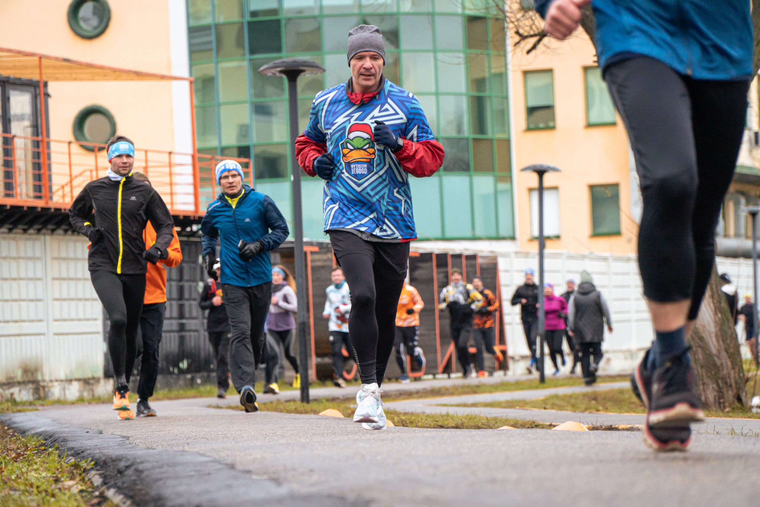 5 вёрст Реутов 16.11.2024. Роман Капилюшов. Бег. Фото. Видео. г. Люберцы