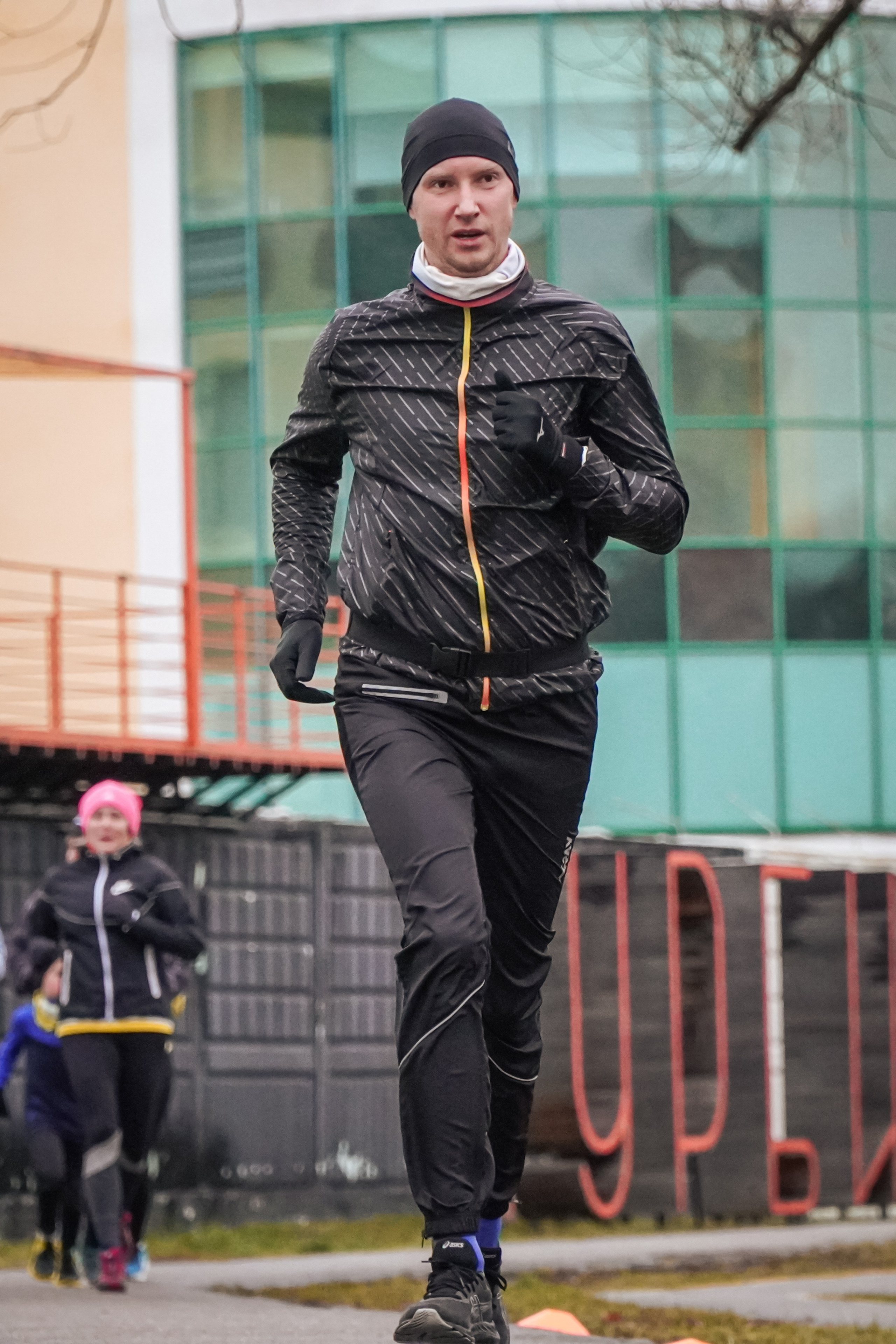 5 вёрст Реутов 16.11.2024. Роман Капилюшов. Бег. Фото. Видео. г. Люберцы