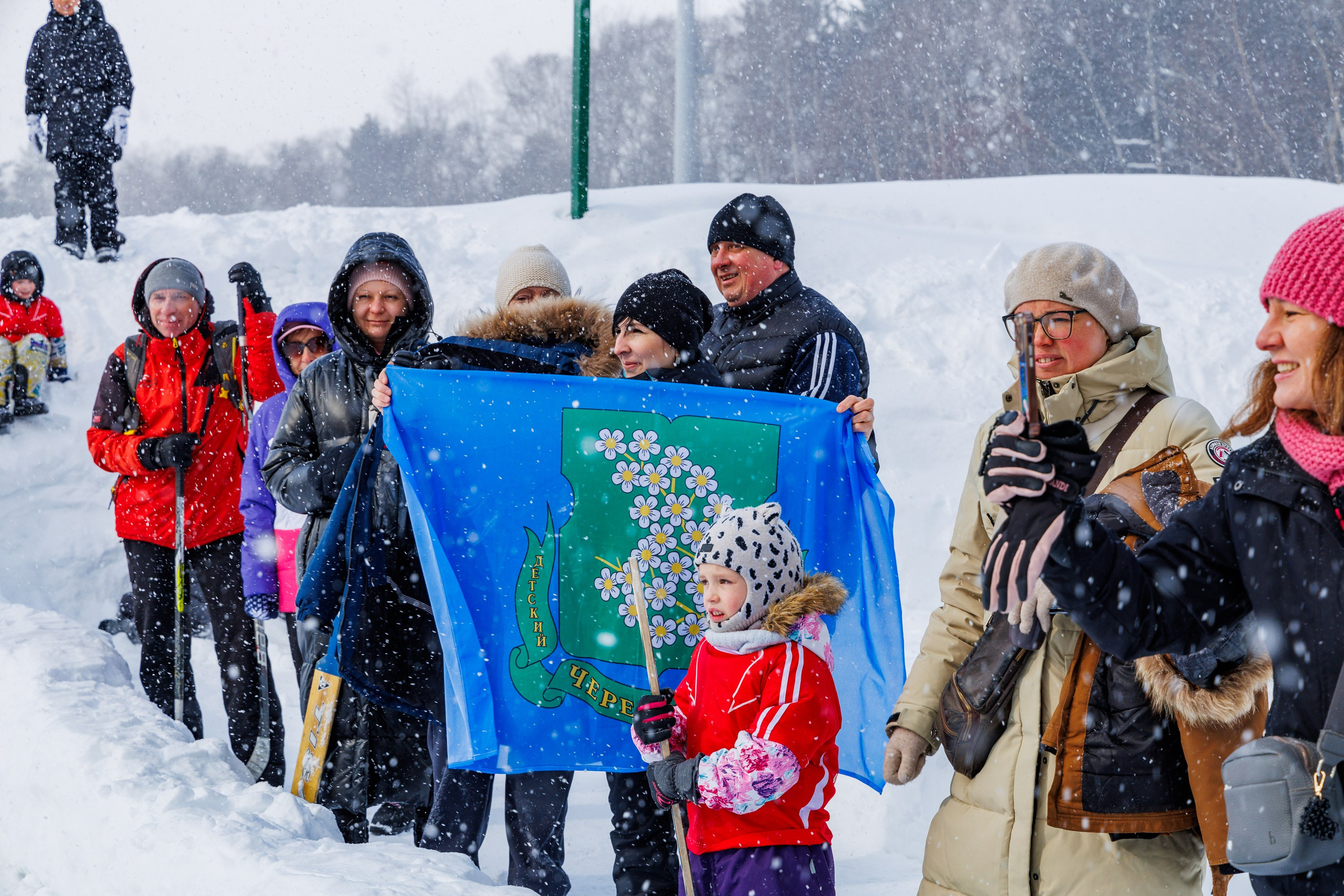 XIII чемпионат  по «ХОККЕЮ В ВАЛЕНКАХ». Свадебный, семейный и репортажный фотограф в Южно-Сахалинске Артур Петросян