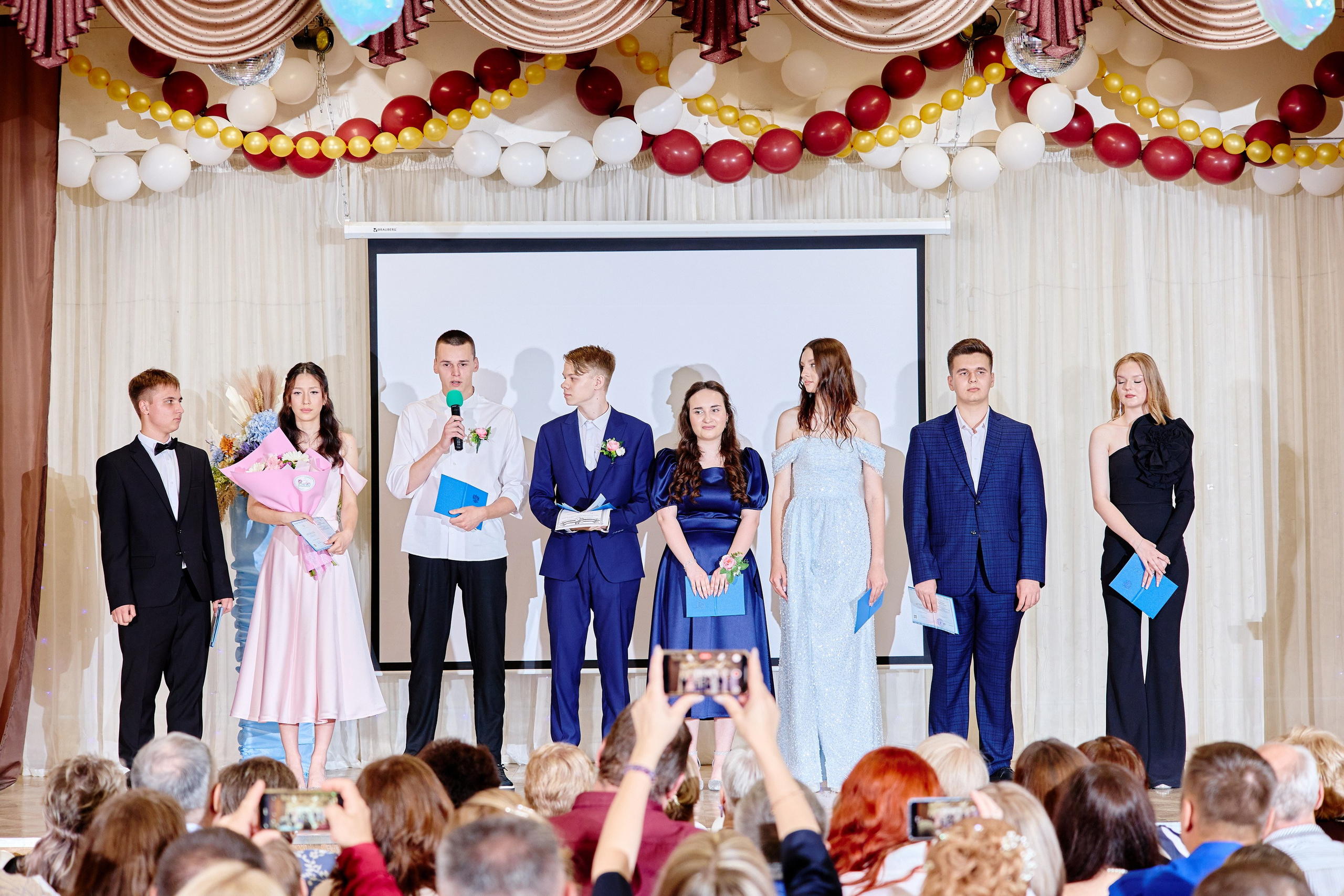 Выпускной 35 Сош. Фотограф Выпускные альбомы Таганрог Сергей Коробченко