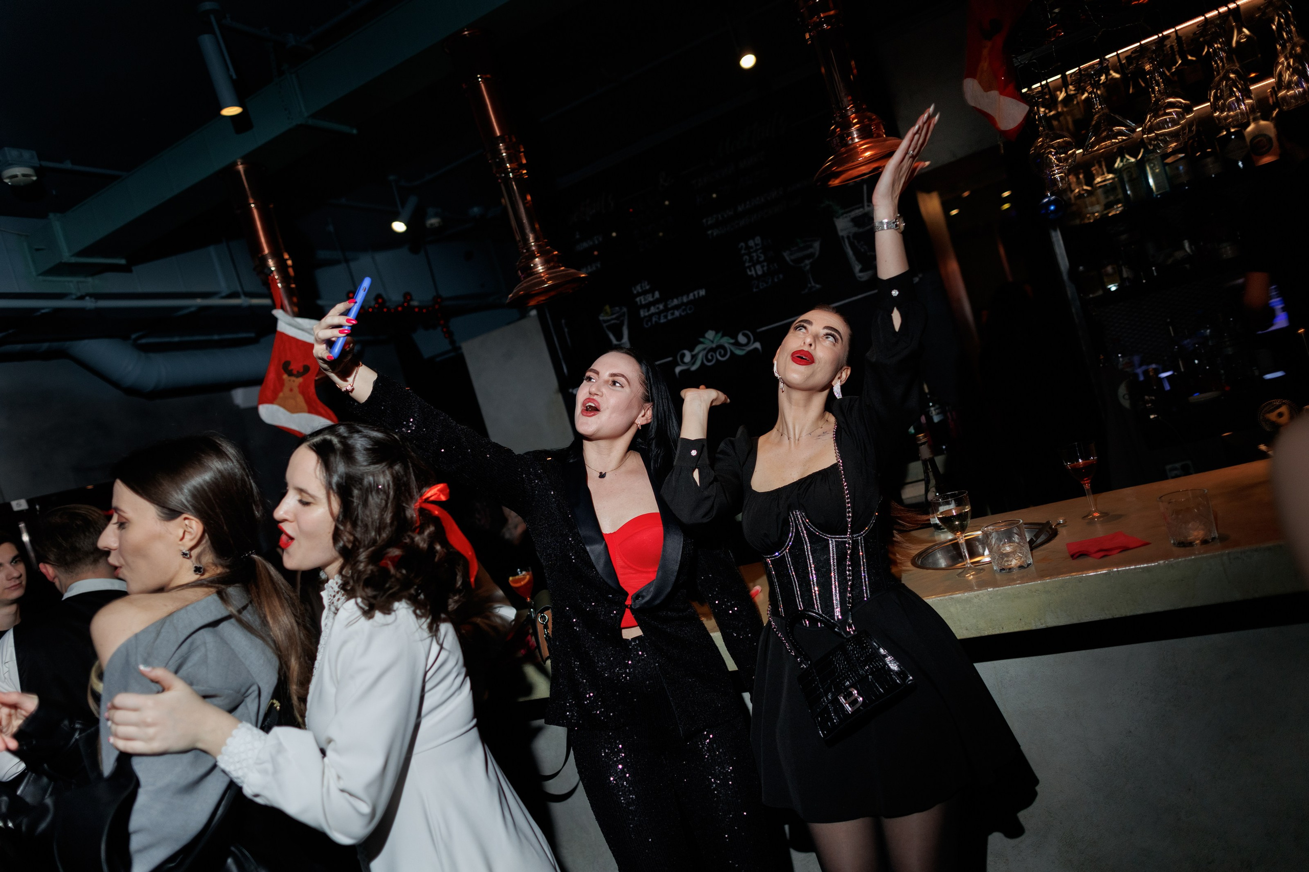 New Year Подружки 23/2024. Свадебный, портретный и репортажный фотограф Дмитрий Карпов