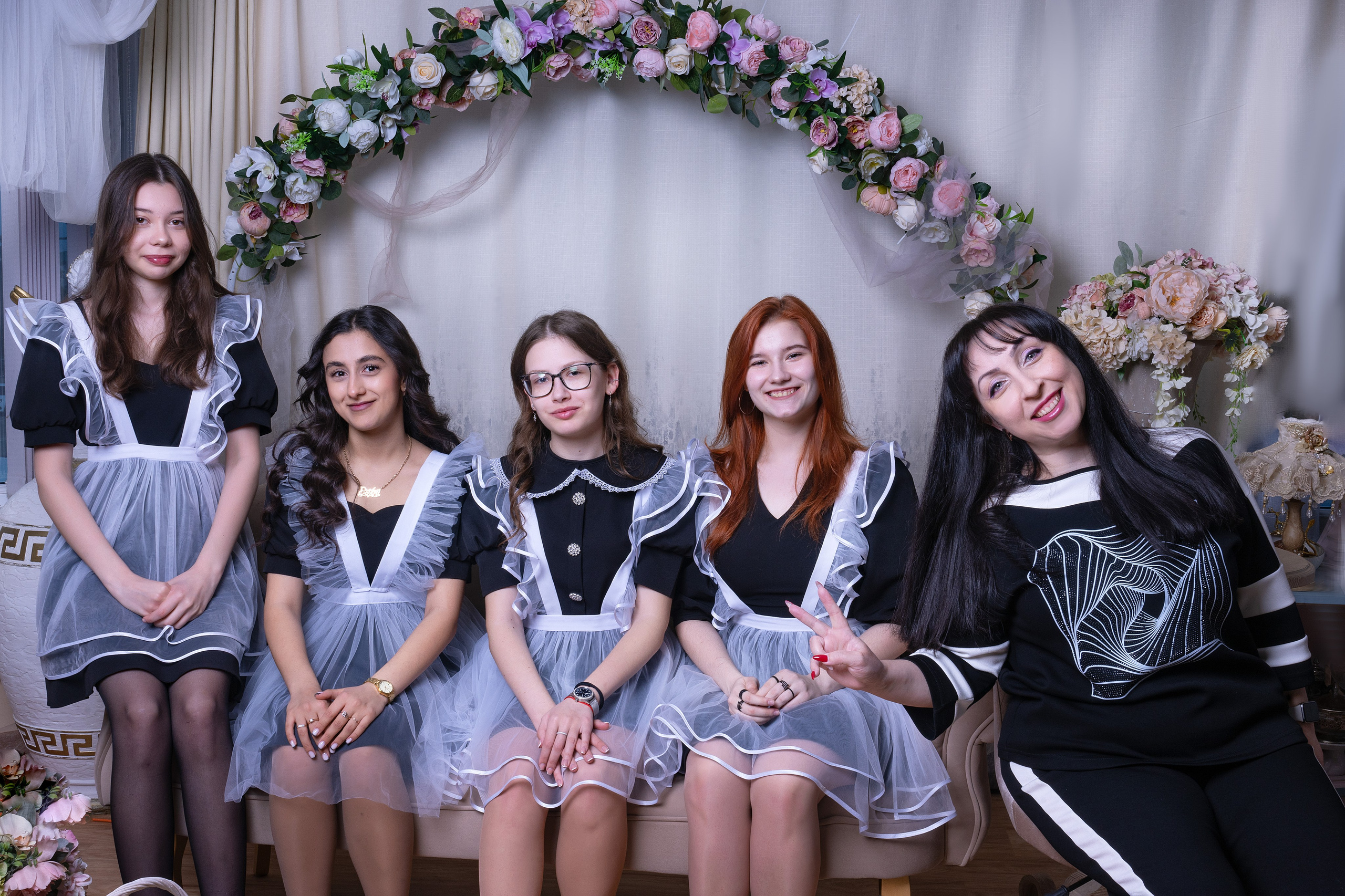 Прекрасная десятка (нестандартный подход к съемке выпускников). Главная