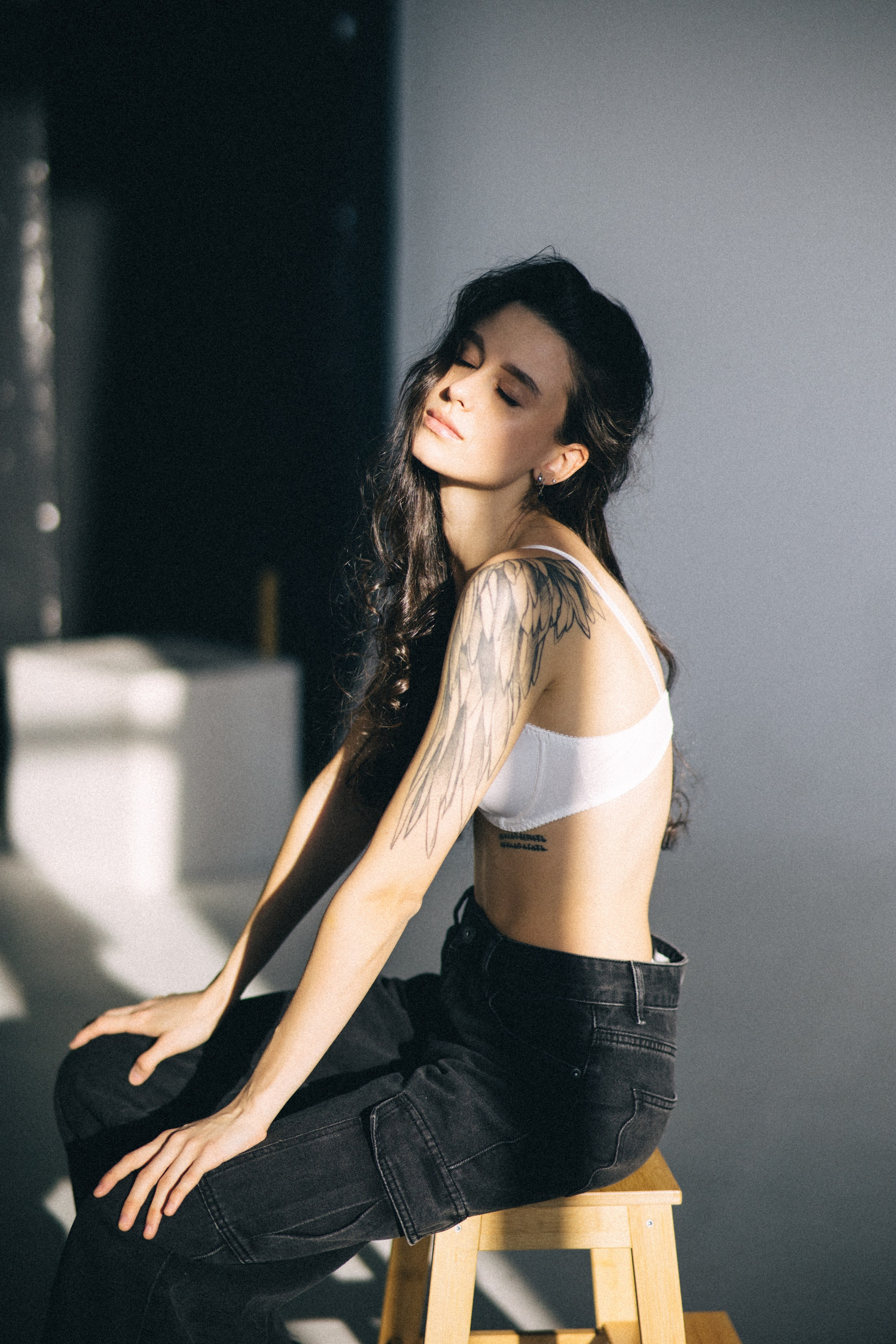 Яна. Главная