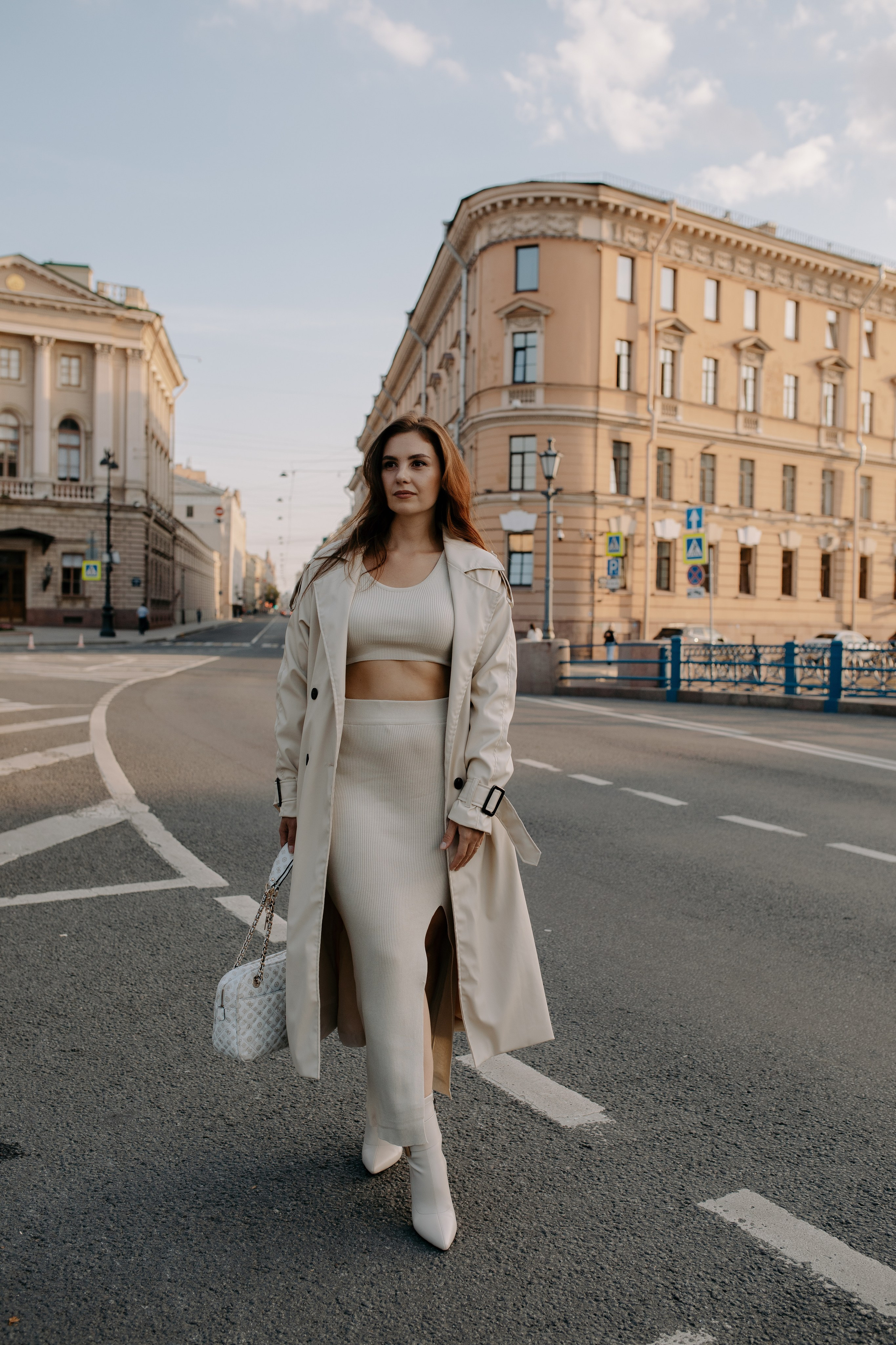 Кристина | Осенняя фотосессия рядом с Исаакиевским собором. Фотограф в Санкт-Петербурге Разиля Идиятуллина