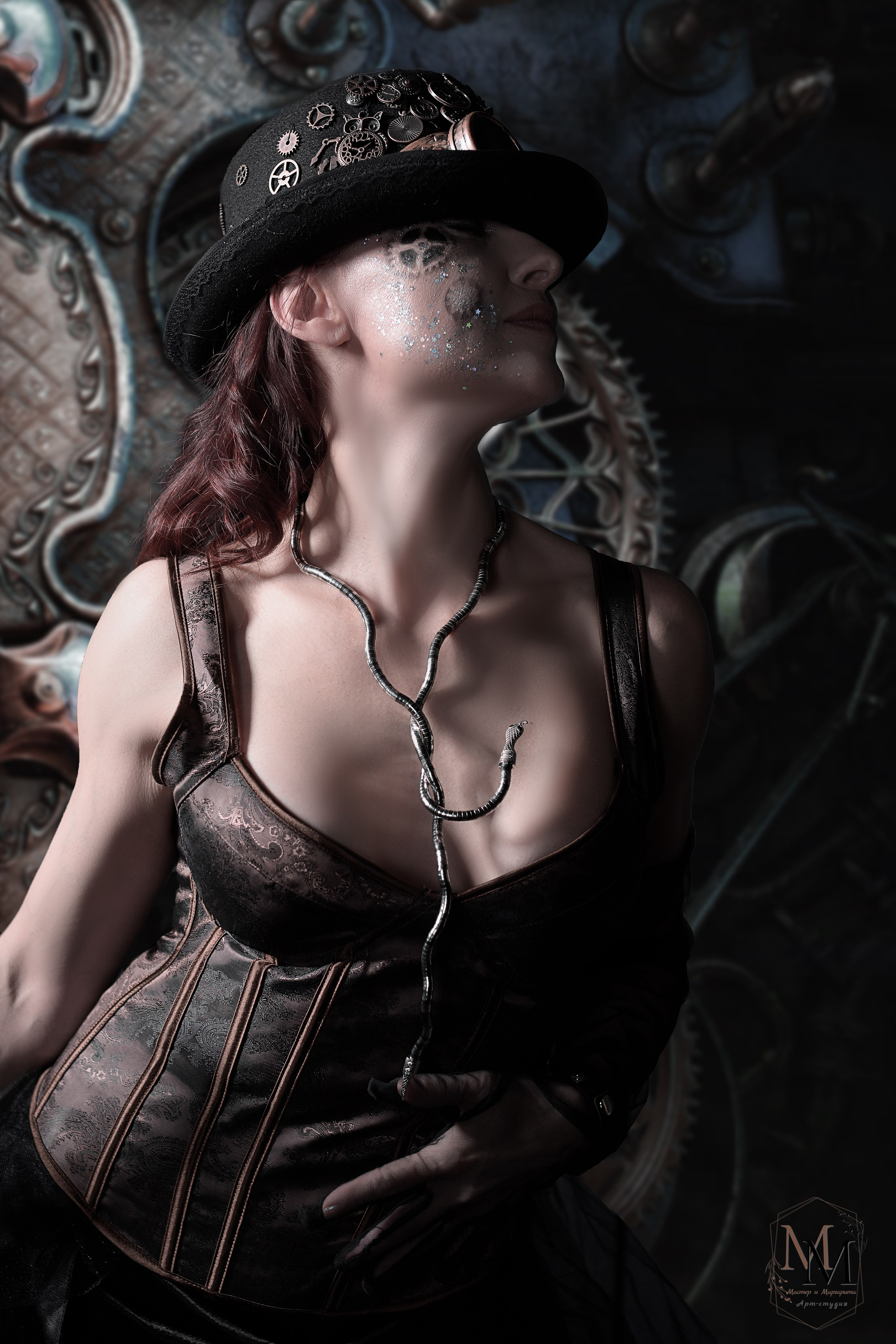 Стимпанк-фотосессия. Стимпанк и Белоснежка. Стимпанк. Белоснежка. Алиса в стране чудес. Фотосессия в стиле "Стимпанк". Фотосессия в студии. Арт-студия «Мастер и Маргарита». Портретная фотосъемка. Портрет. Арт. Фотограф Дмитрий Кищенко. Фотосессии в Сызрани.