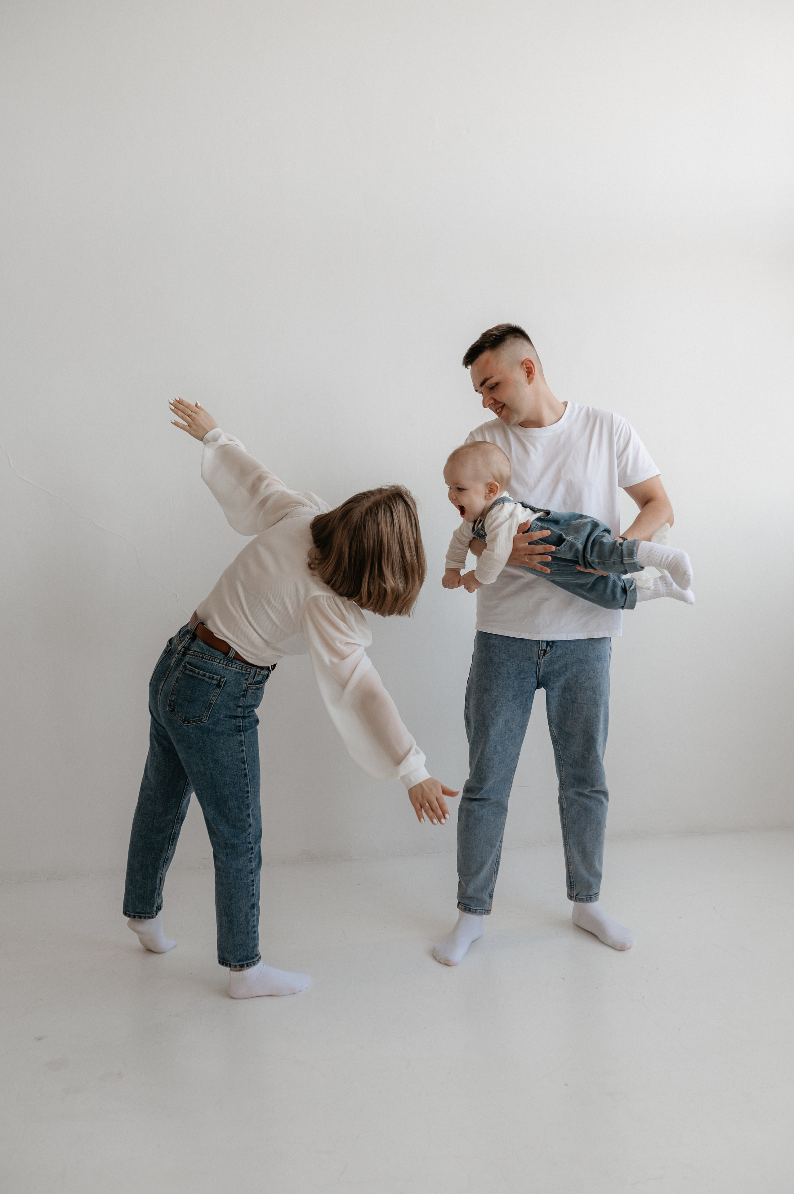 Саша, Настя и Рома. Главная