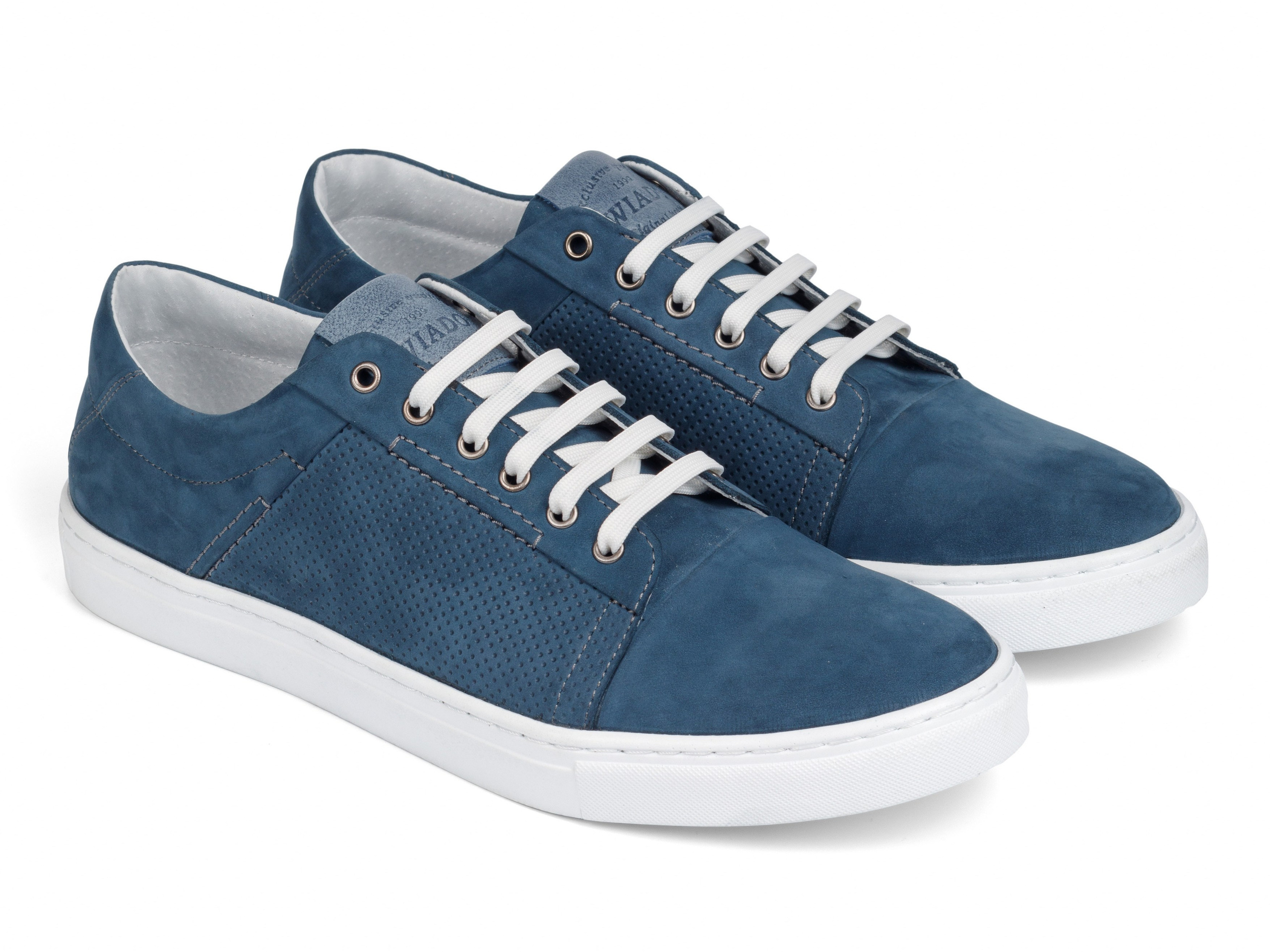 Обувь для каталога и маркетплейсов. Предметный фотограф Александр Трузян