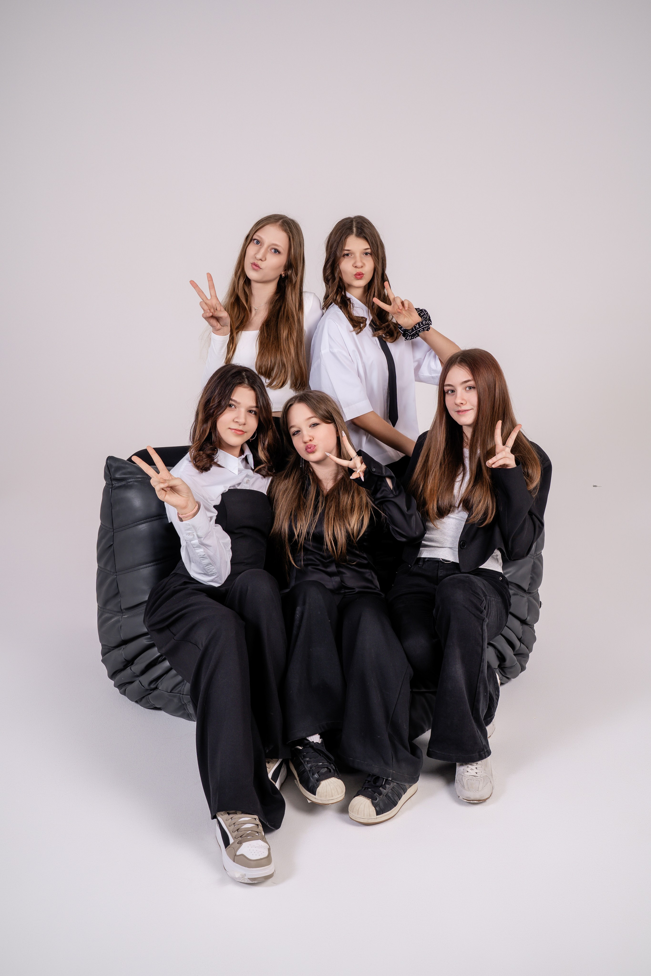 9 класс. Портретный фотограф в Москве Илья Корненков