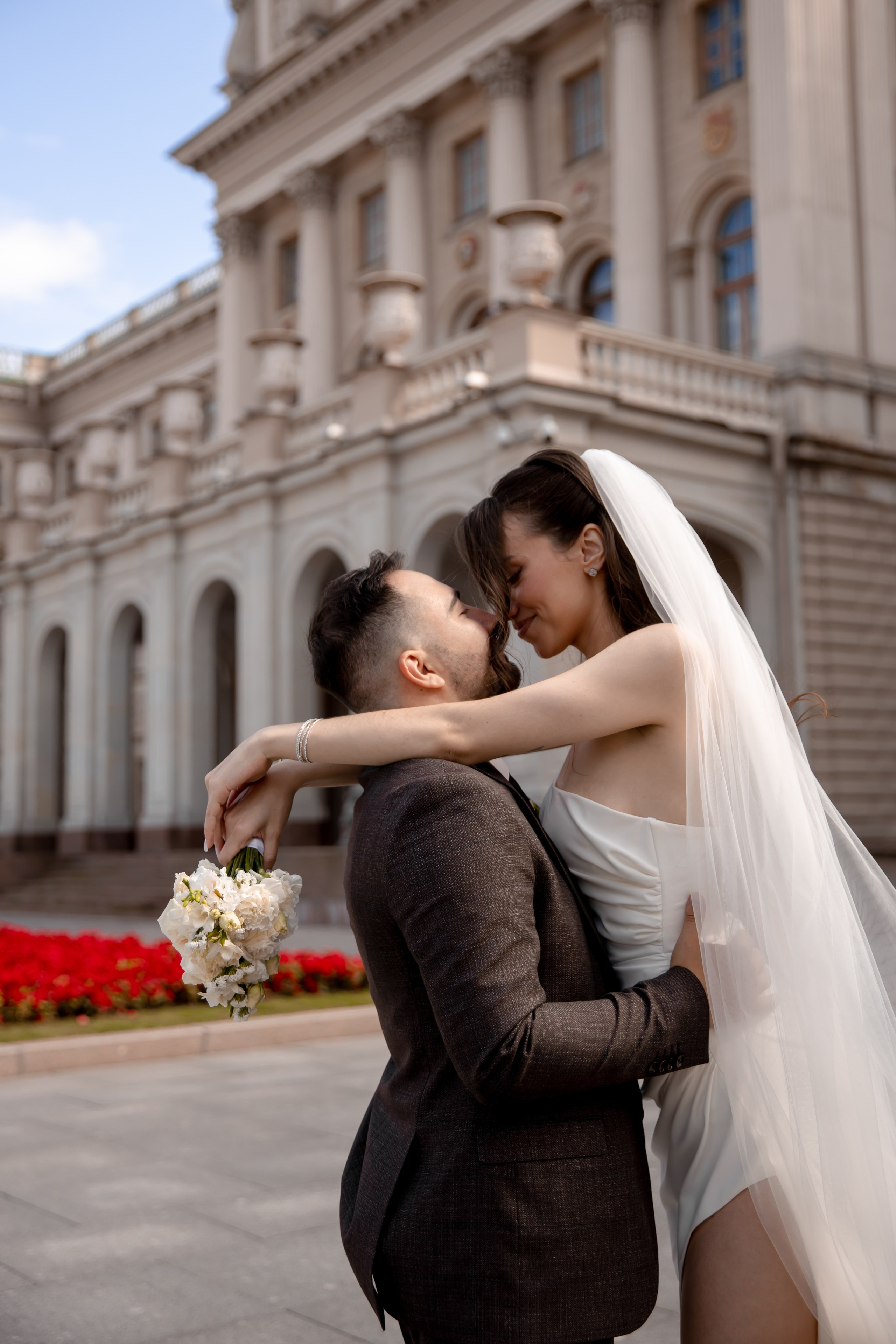 Анна и Александр / Прогулка + ЗАГС. Свадебный и семейный фотограф в Москве Диана Левченко