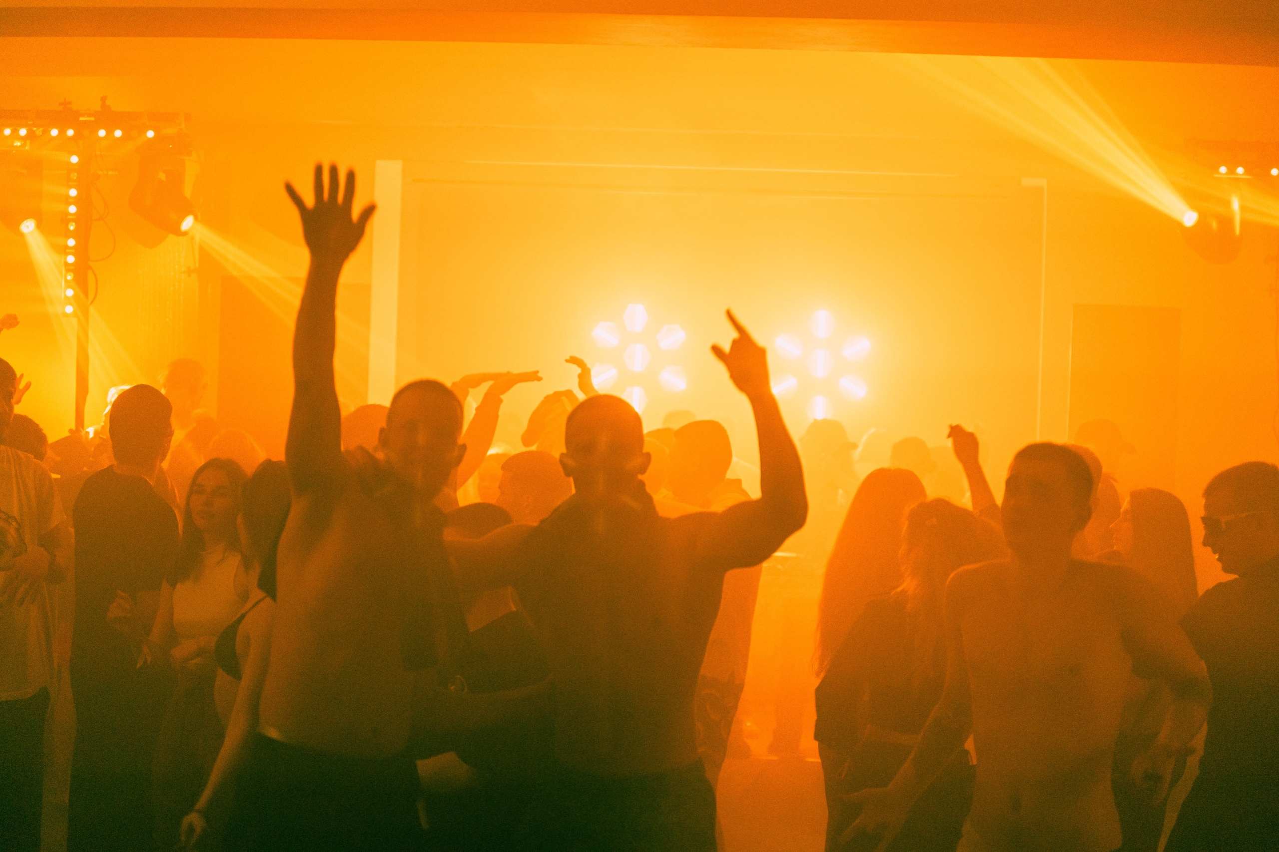 ZHARA TOUR DOMBAY | 2025 | PART1. ZHARA CREW