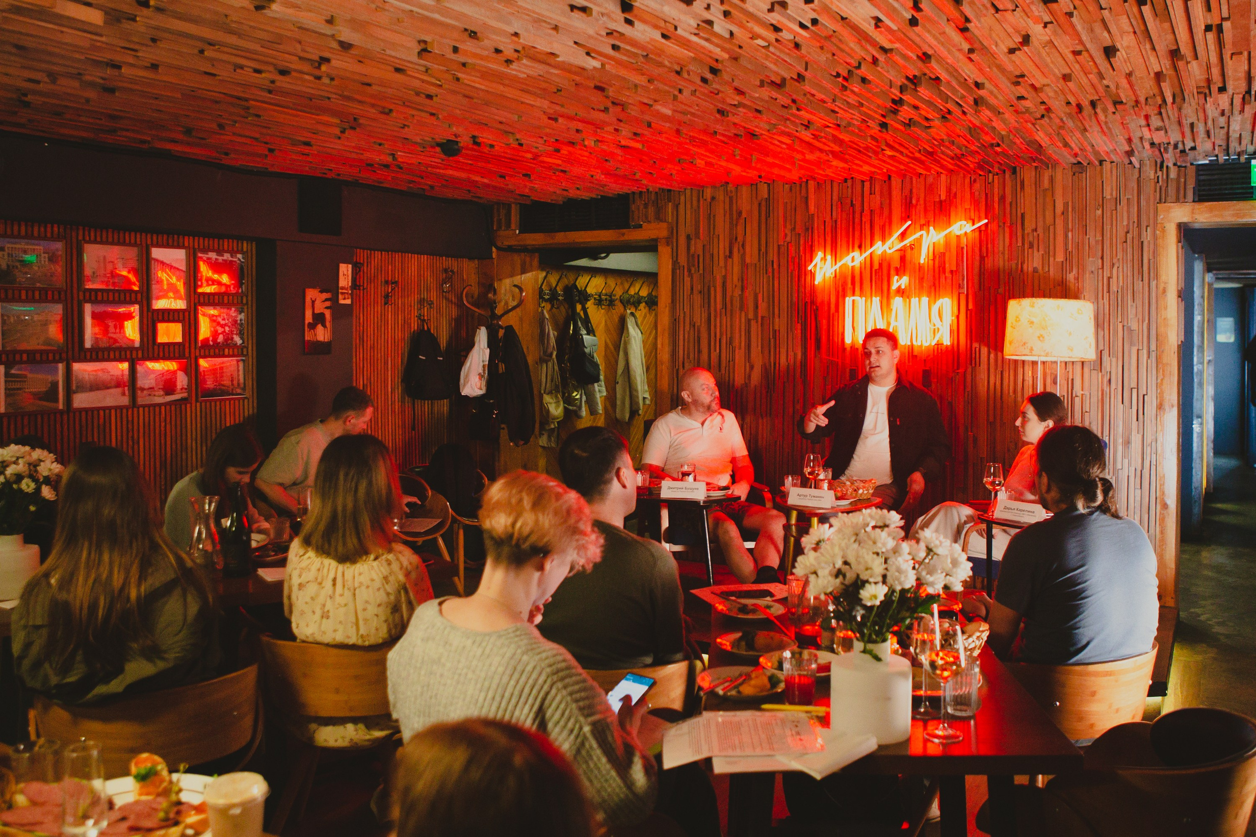 Фотосъемка пресс-бранча Первой лиги КВН в Перми. Репортажный фотограф в Перми Денис Голдобин