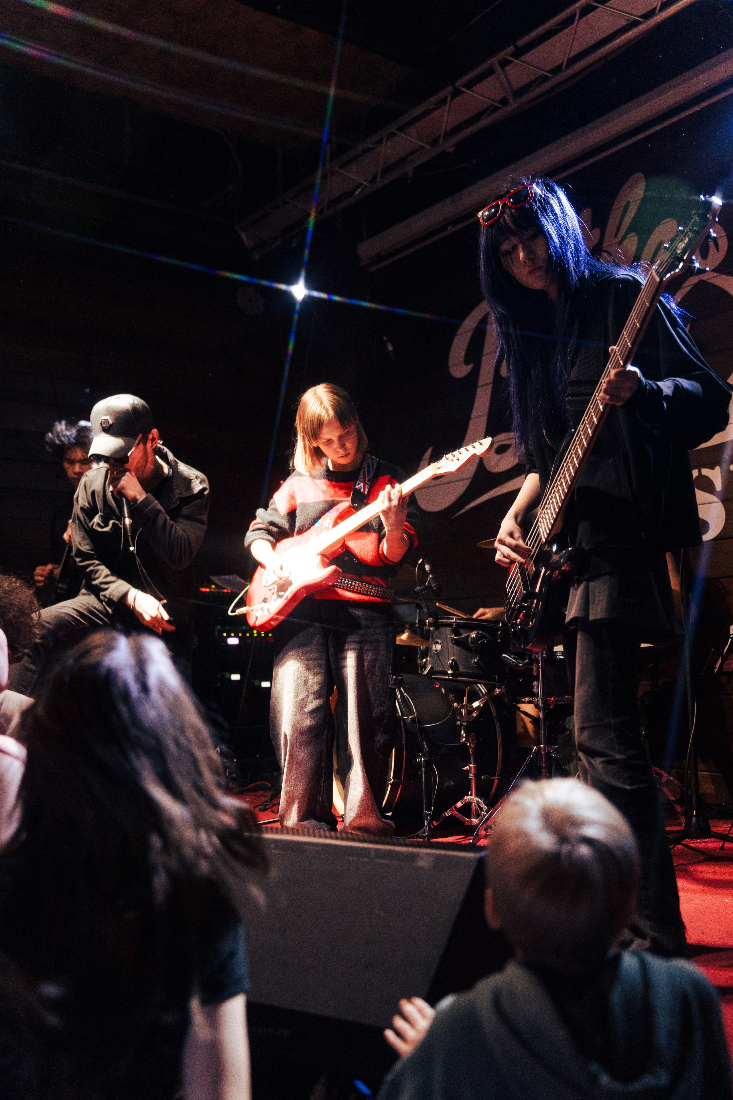 Концерт: «Не школа гитары». Портретный и репортажный фотограф в Астане Роман Григоров