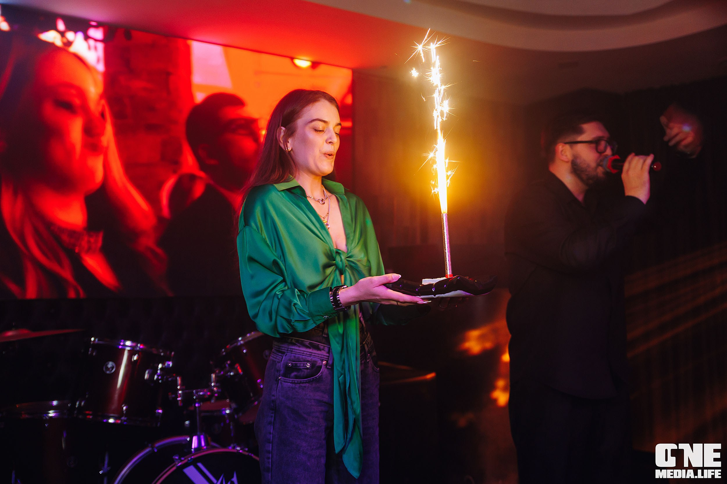 Фоторепортаж из караоке-клуба Белгравия. One Media Life: фоторепортажи, фотоотчеты с мероприятий и заведений
