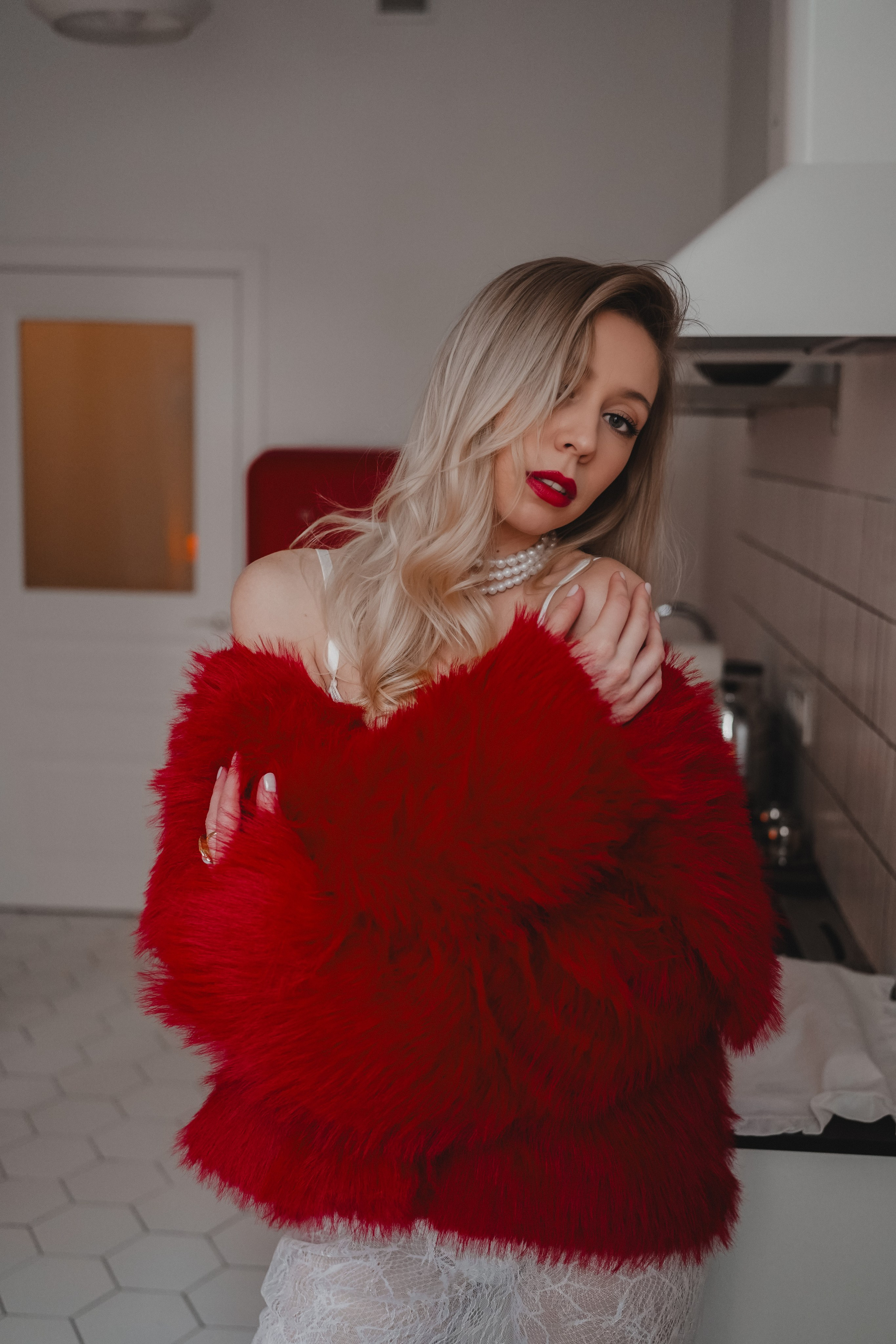 Индивидуальная фотосессия в студии. Фото и видео съемка