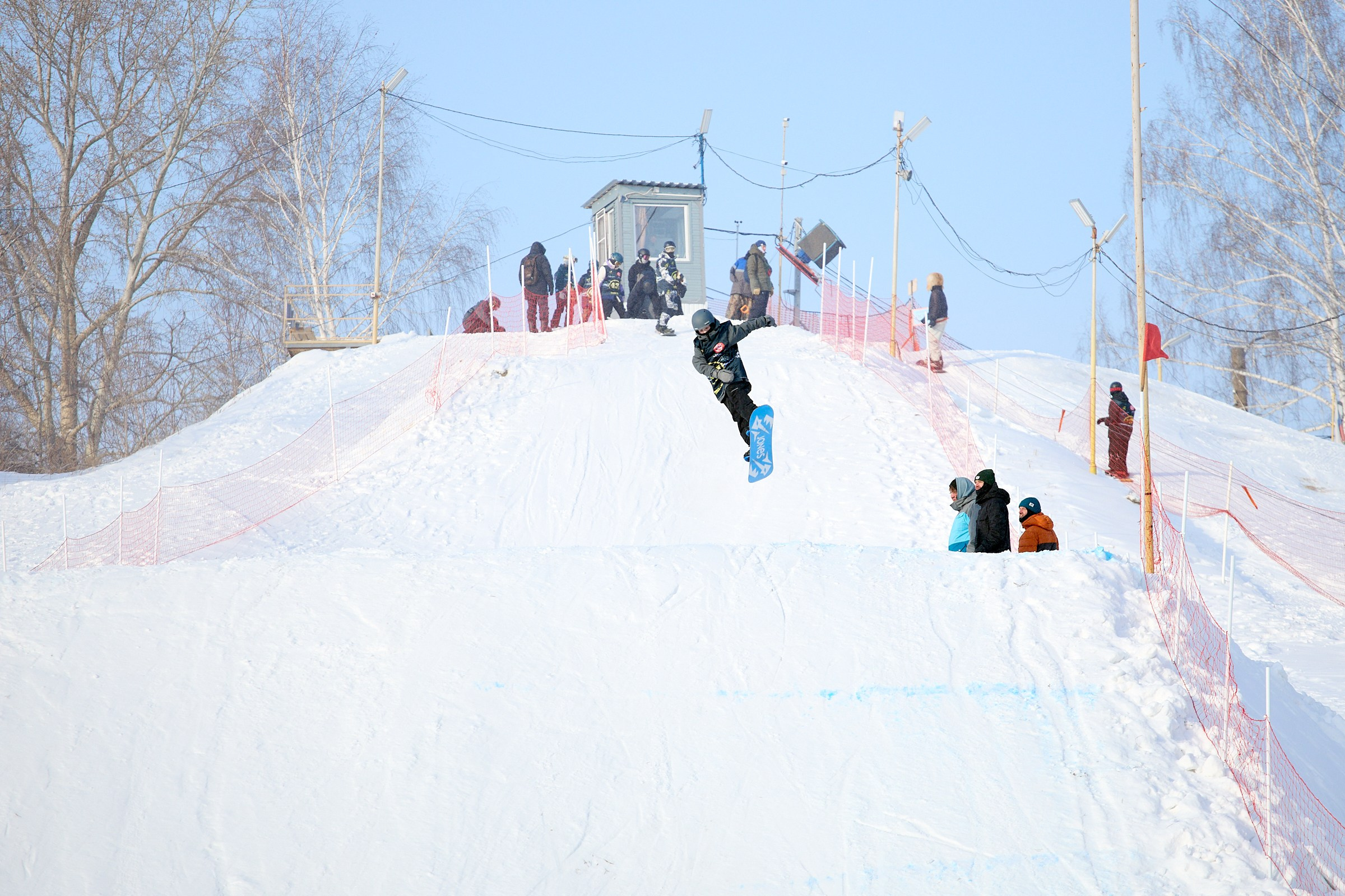 Всероссийские соревнованиях по сноуборду в дисциплине Биг-эйр в Томске. Коммерческий фотограф для бизнеса в Томске Дмитрий Ельчанинов