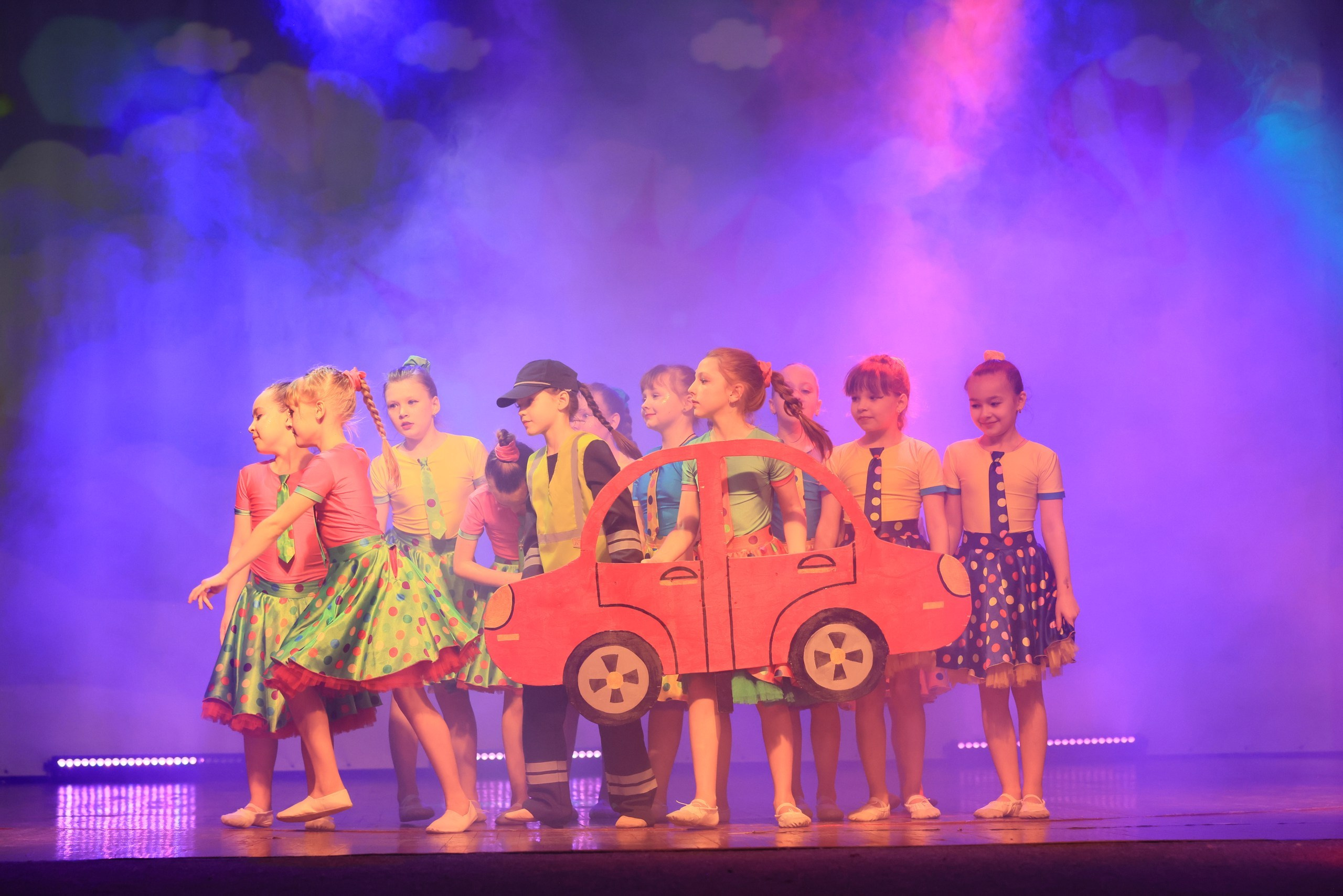 Концерт к 8 Марта в ДК «Металлург» г. Тула. Фотограф в Туле Крупский АнДРей. Фотостудия «КАДР71» в Туле