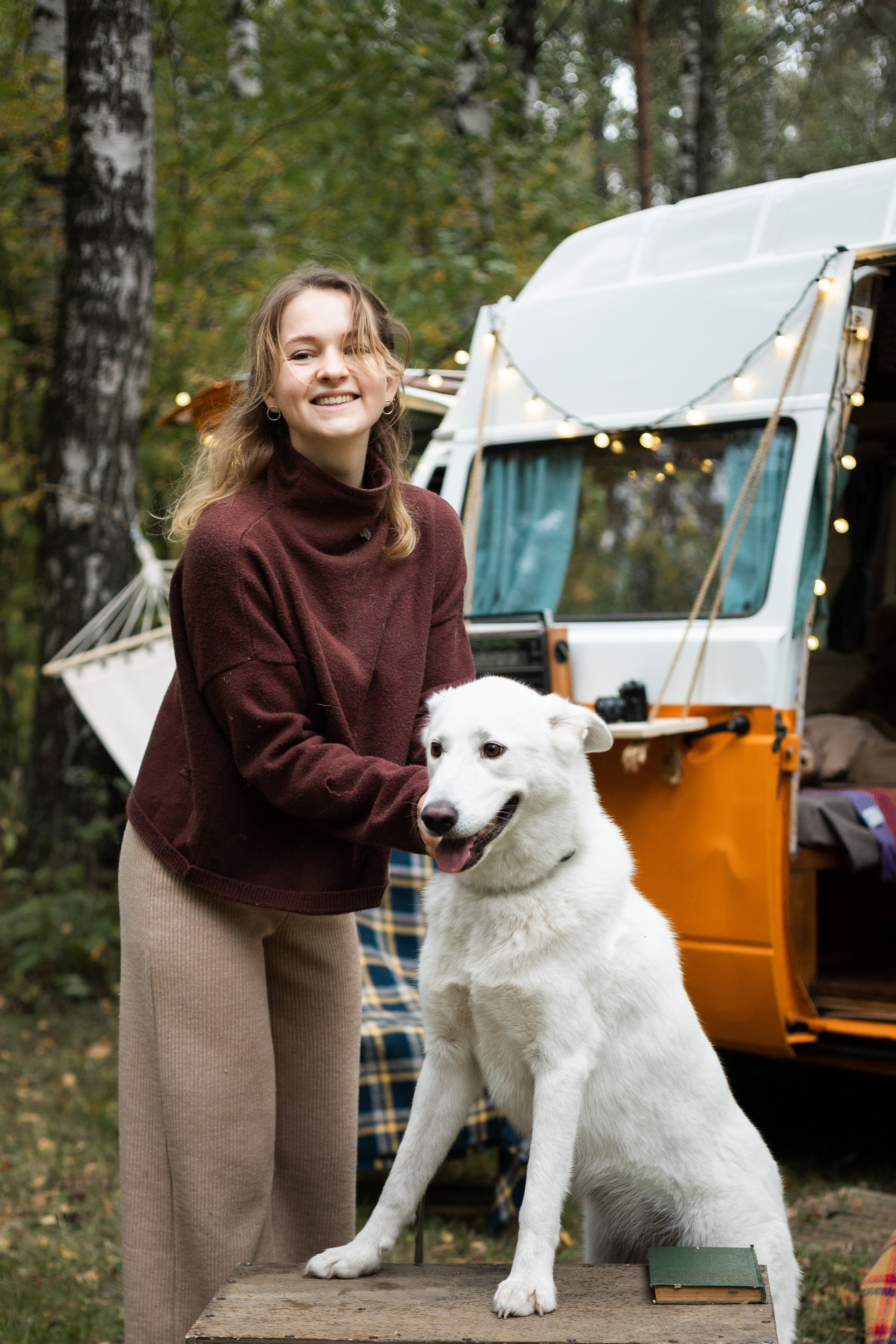 Таня и Зефирка. Фотосессия в парке с собакой. Семейный и детский фотограф в Санкт-Петербурге Павлова Елена