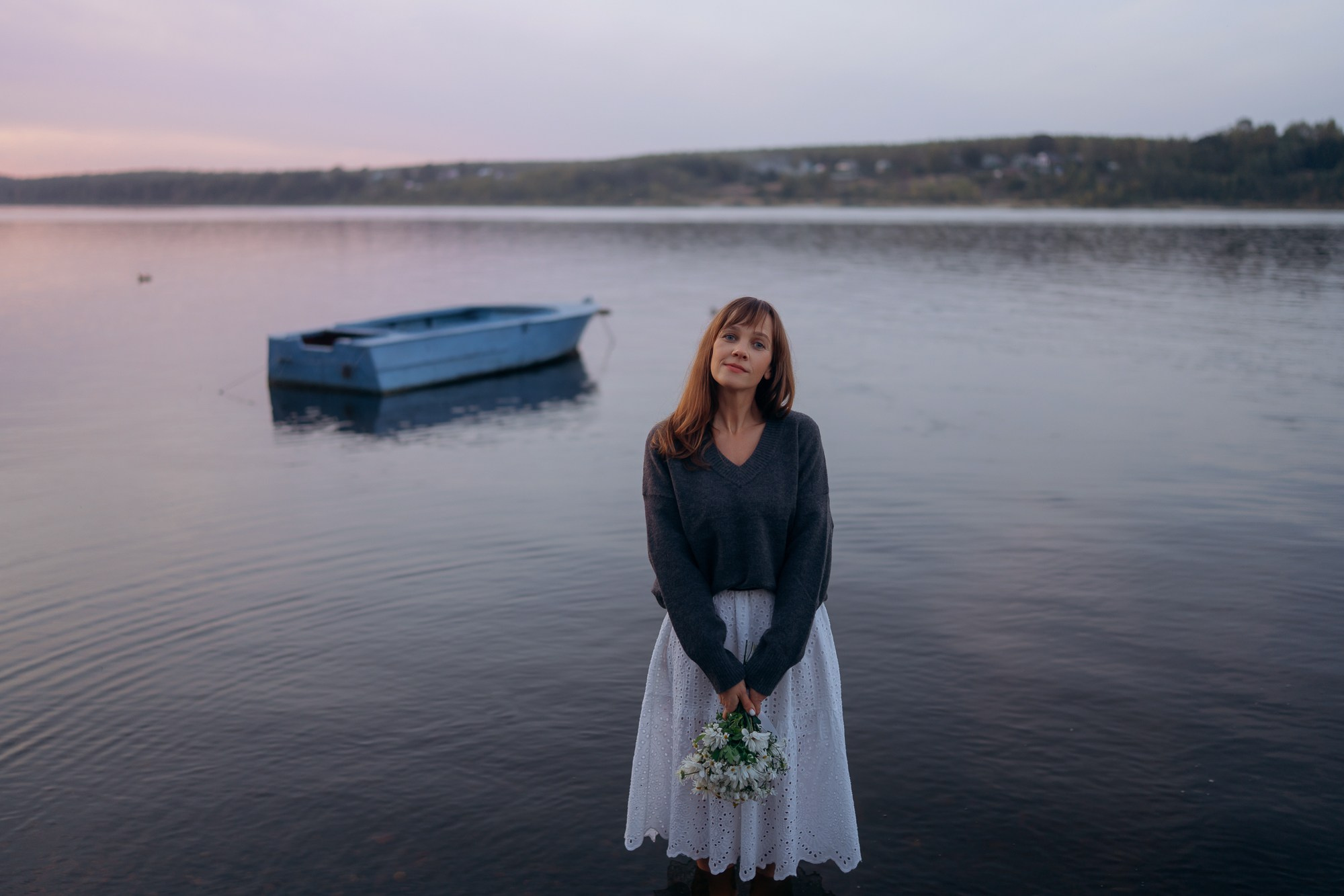 Индивидуальная летняя фотосессия на берегу реки. Свадебный и репортажный фотограф в Ярославле Евгений Сальников