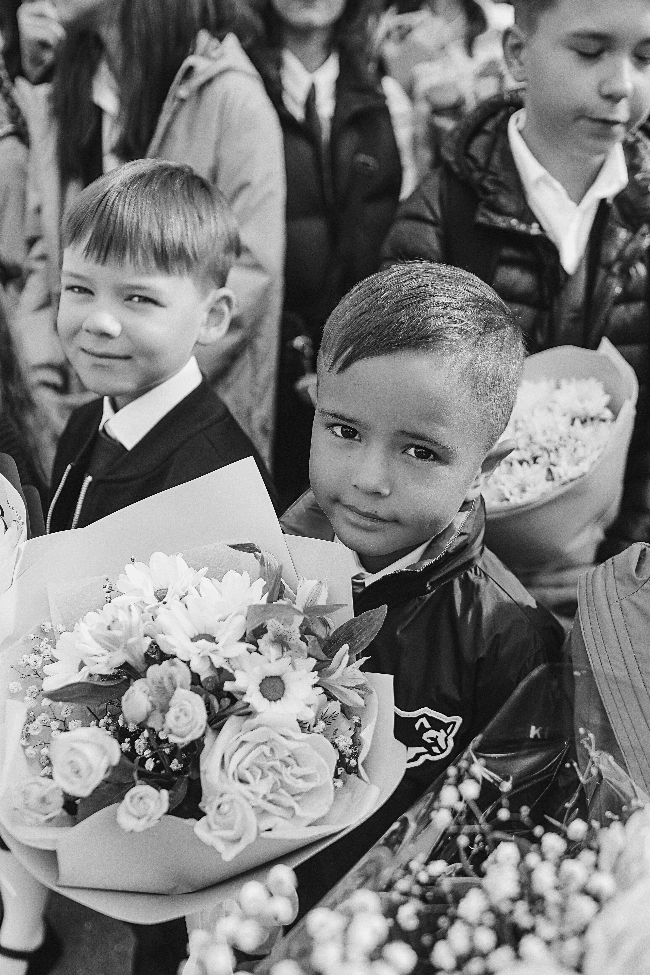 1 сентября линейка+кл час+портреты. Семейный фотограф Тюмень, фотограф на роды Салмина Мария