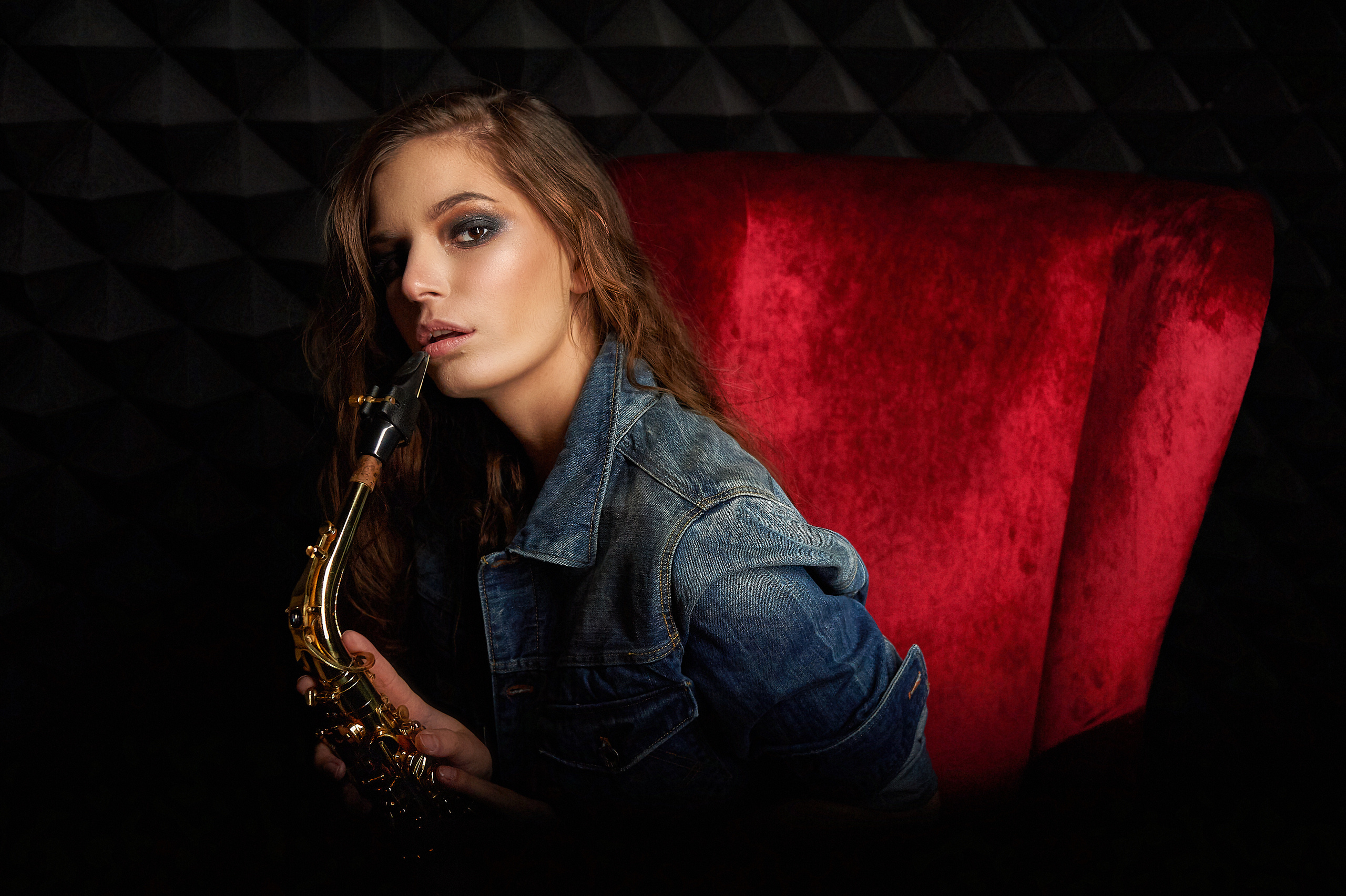 Откровенная фотосессия в чтудии Чили