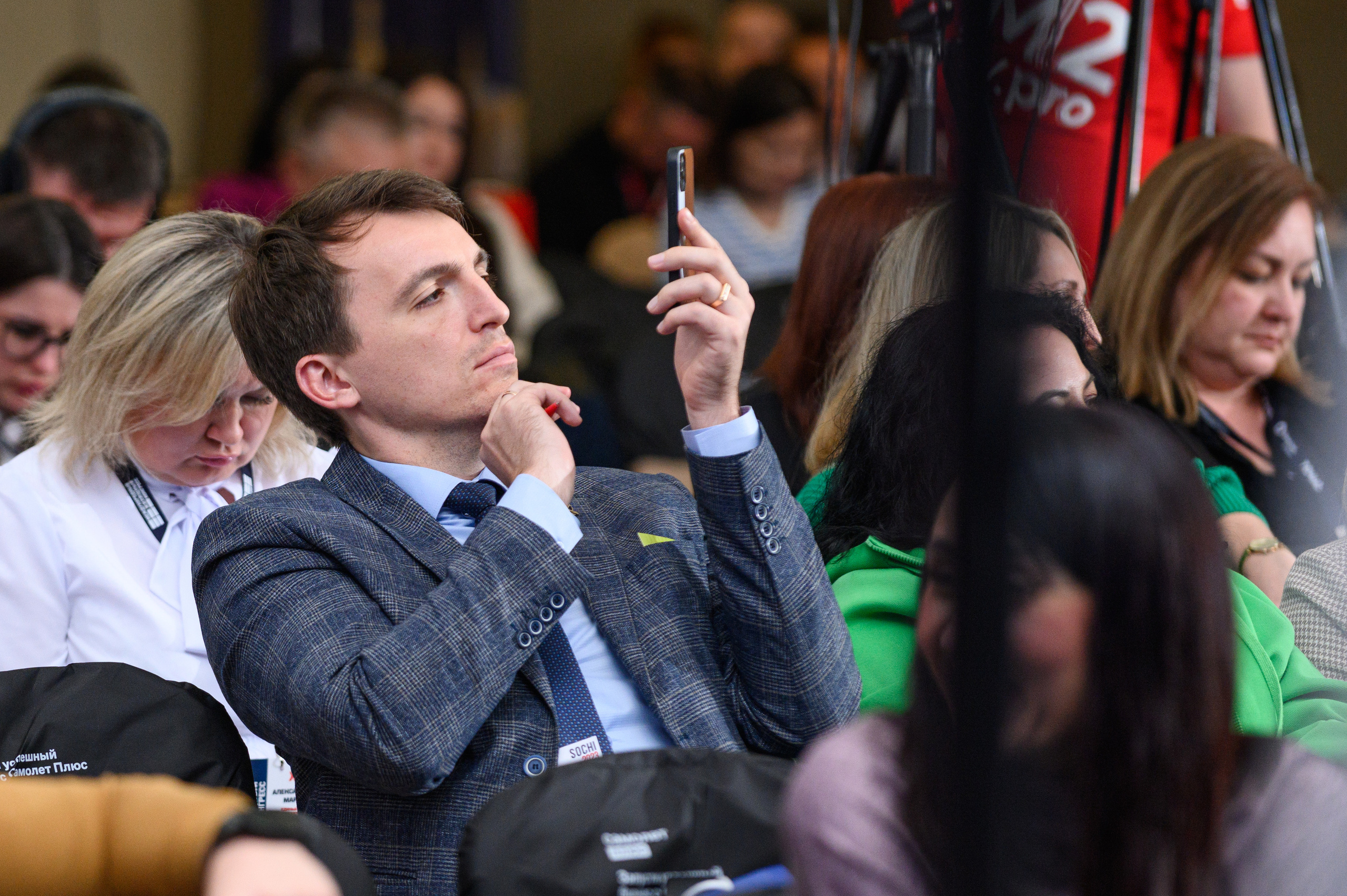 САМОЛЕТ +. Фотограф Сочи Александр Лашкул