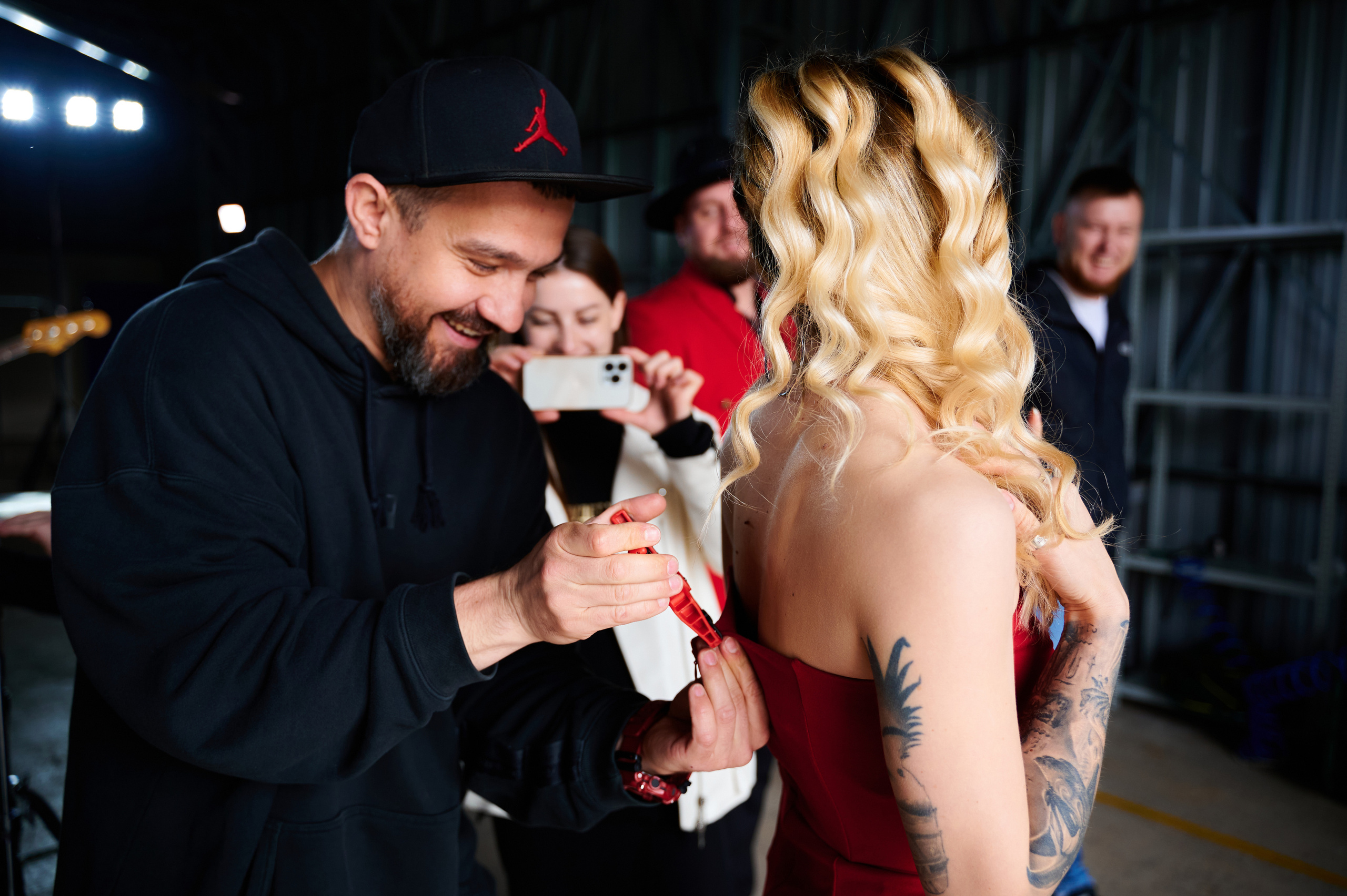 Бекстейдж съемки клипа группы RADIATOR. Фотограф Сочи Александр Лашкул