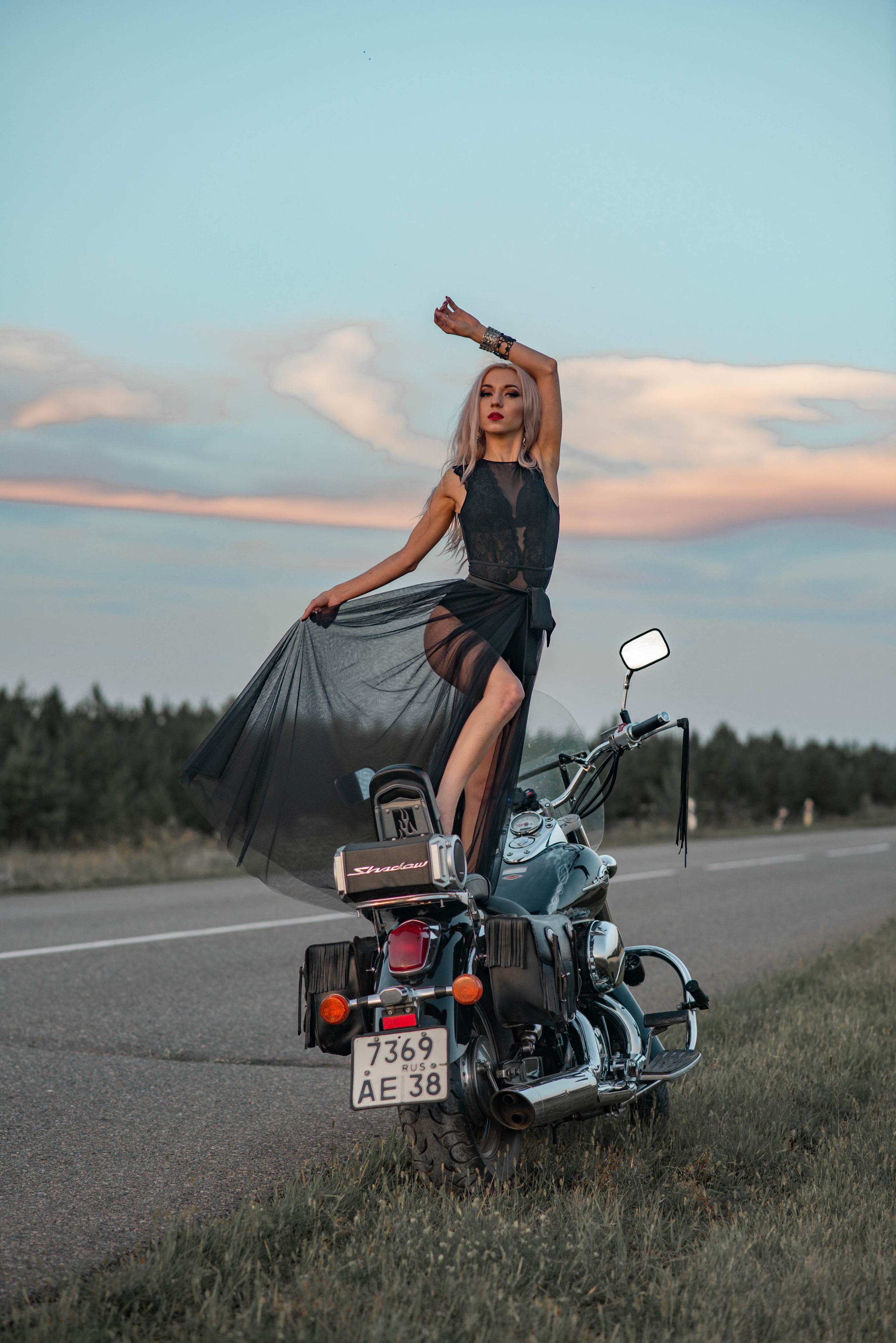 На мотоцикле. Семейный и свадебный фотограф в Абакане Юлия Су