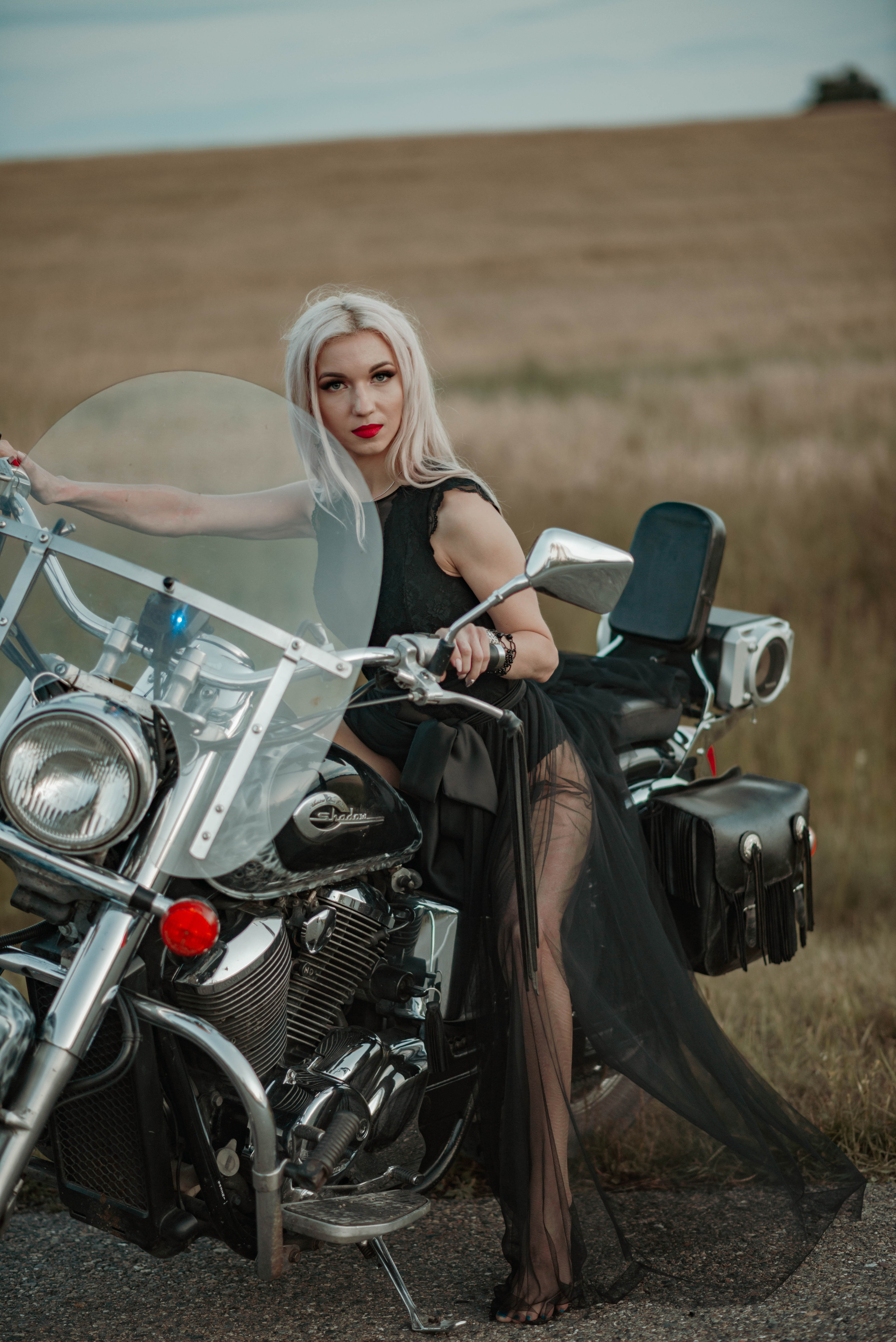 На мотоцикле. Семейный и свадебный фотограф в Абакане Юлия Су