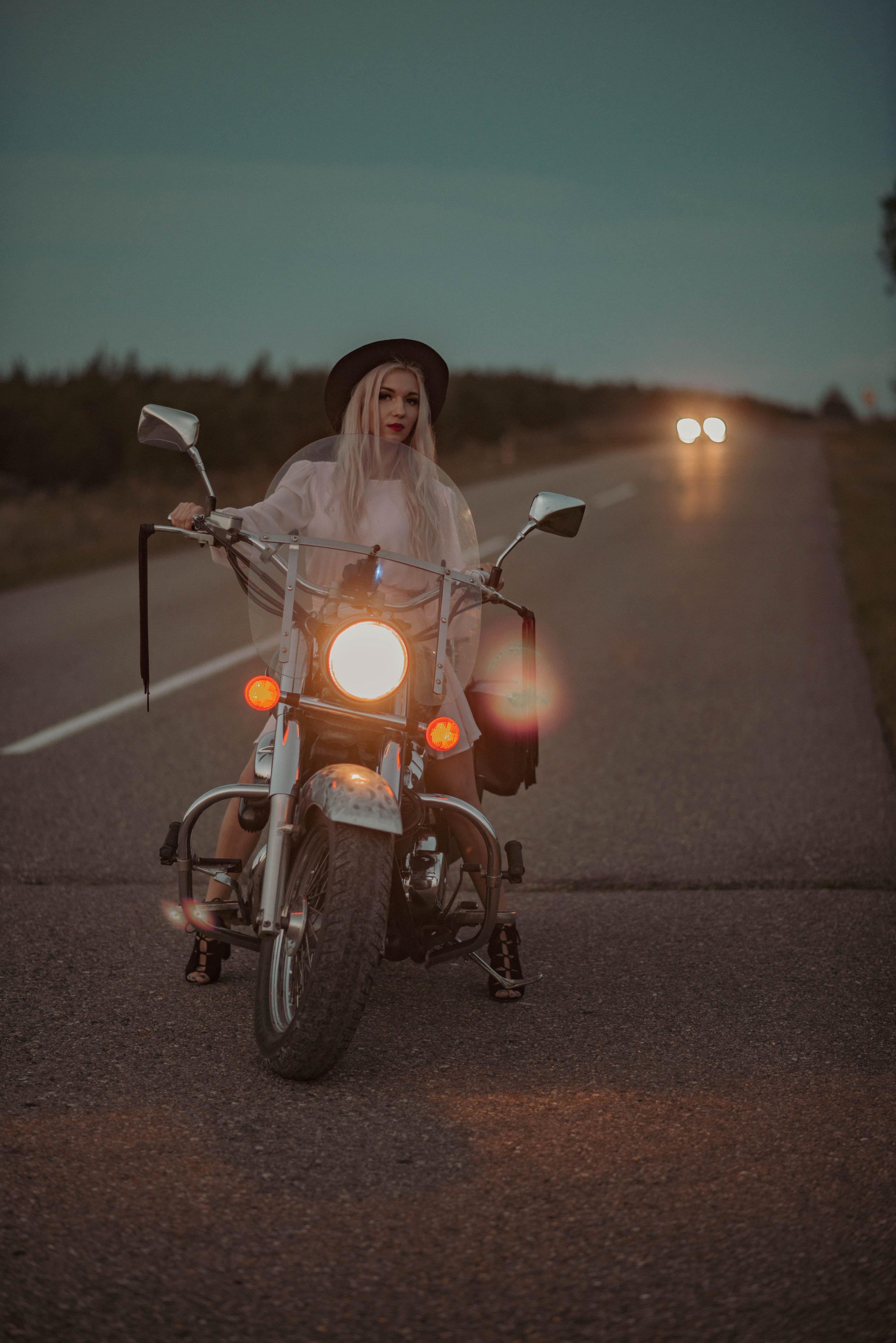 На мотоцикле. Семейный и свадебный фотограф в Абакане Юлия Су