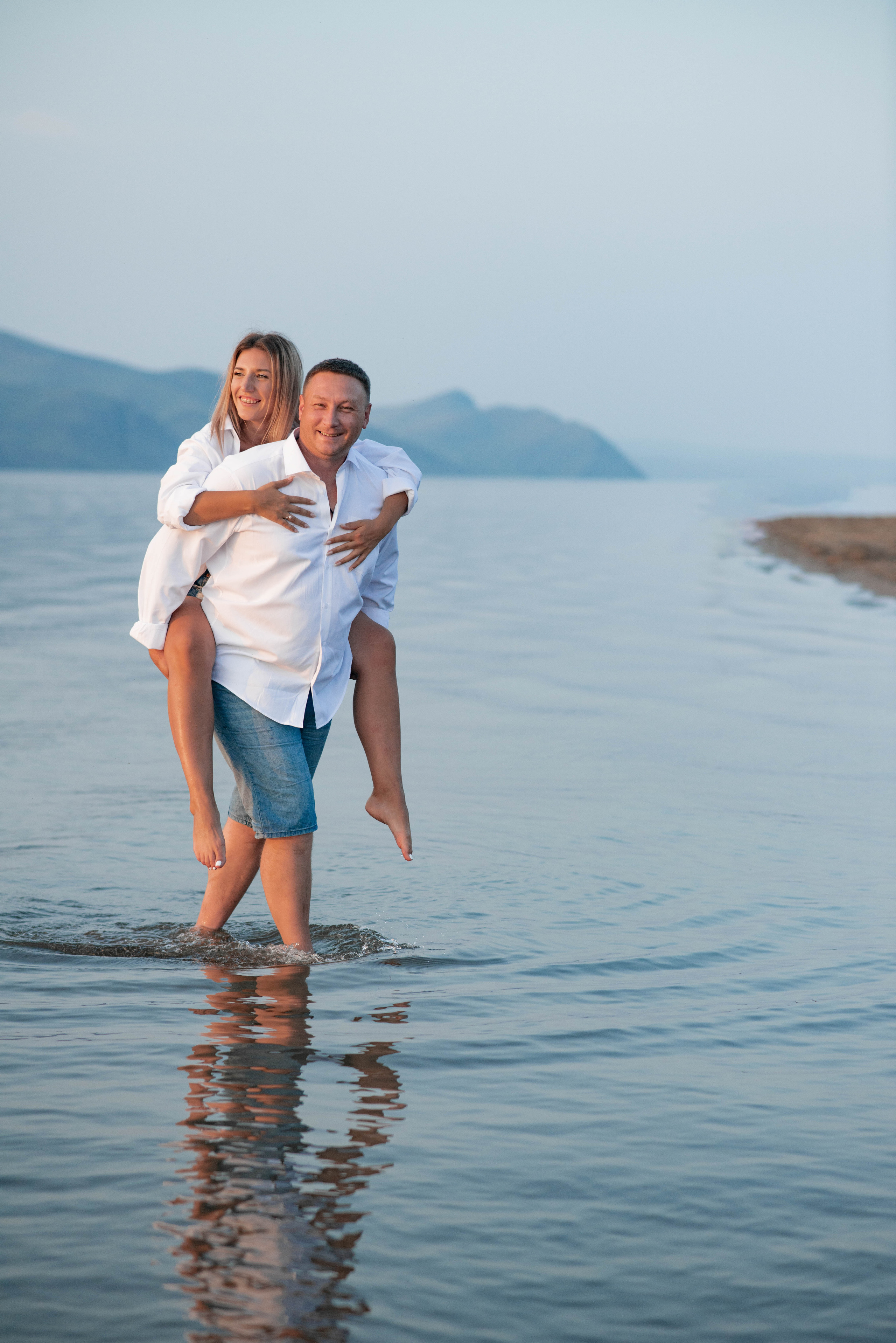 Предсвадебная на побережье. Семейный и свадебный фотограф в Абакане Юлия Су
