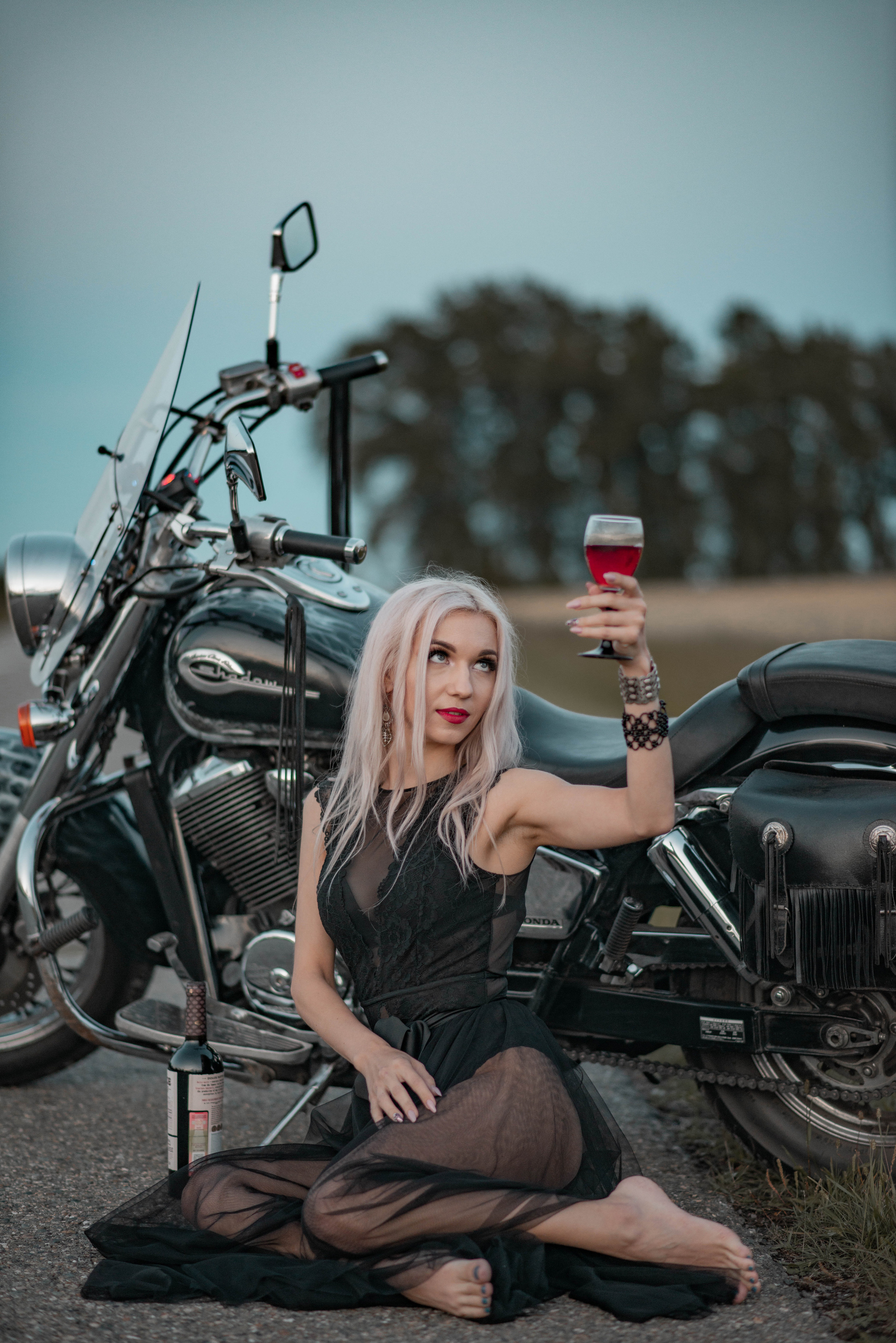 На мотоцикле. Семейный и свадебный фотограф в Абакане Юлия Су