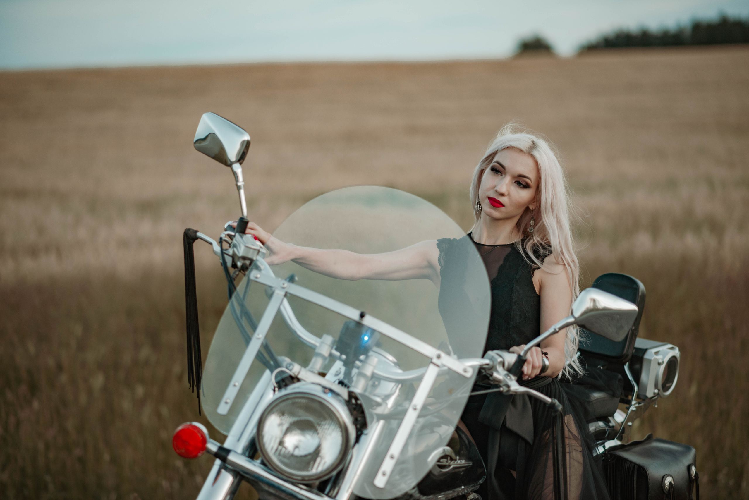 На мотоцикле. Семейный и свадебный фотограф в Абакане Юлия Су