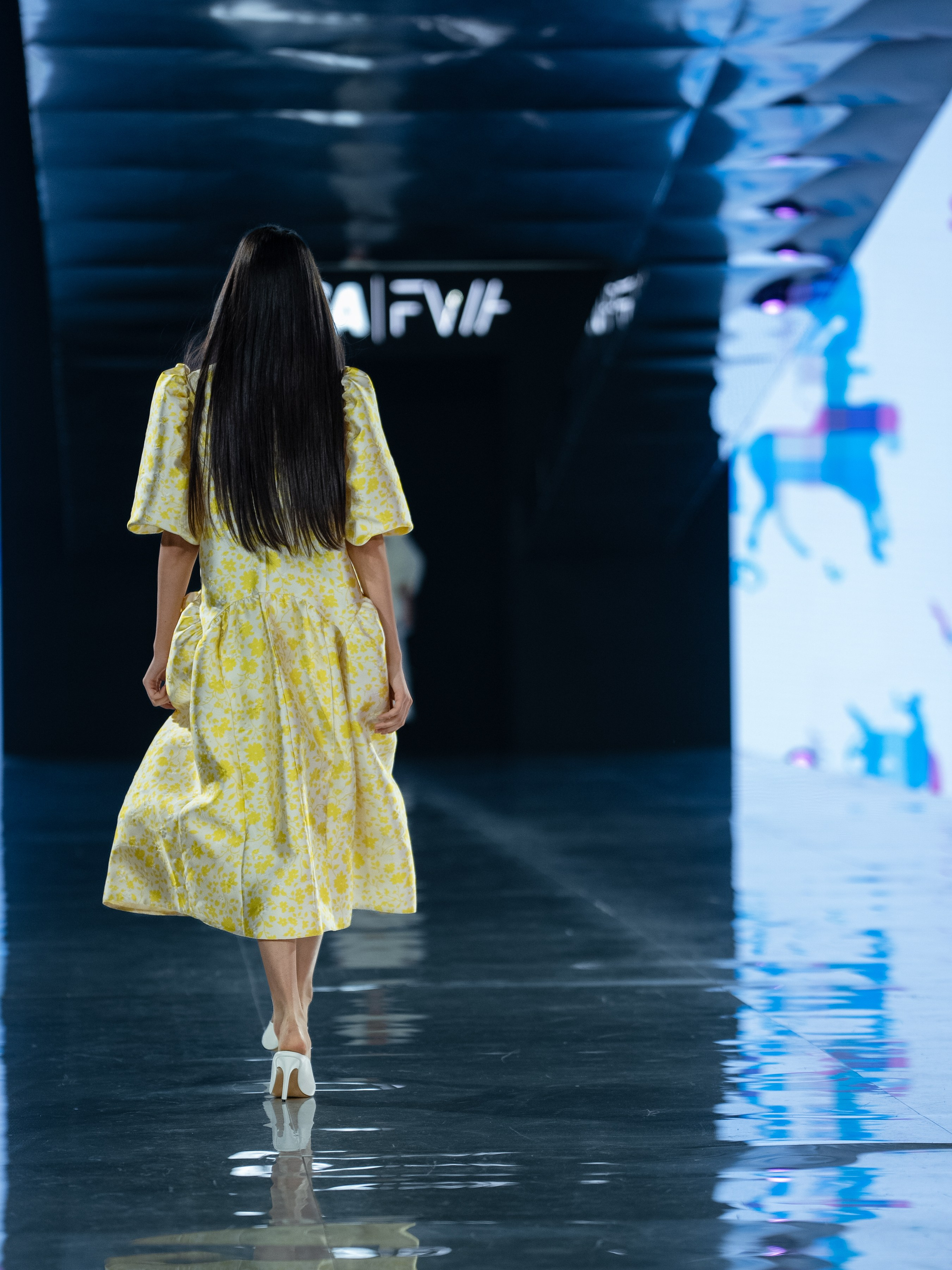 Visa Fashion Week Studio 4353. Сайт Алматинского НЮ АРТ, будуар и фэшн фотографа Дениса Карпенко