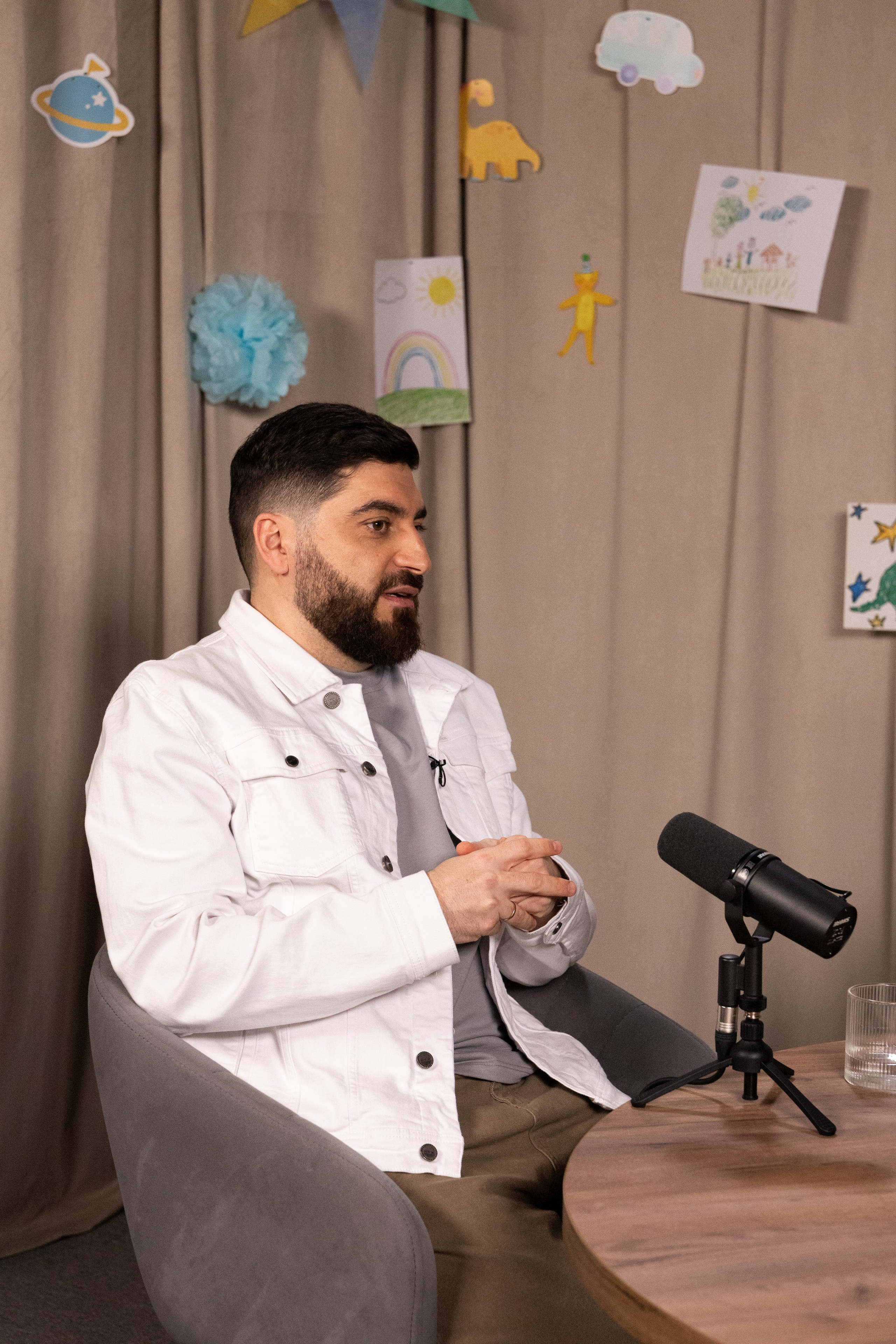 Бекстейдж съёмок шоу. Главная