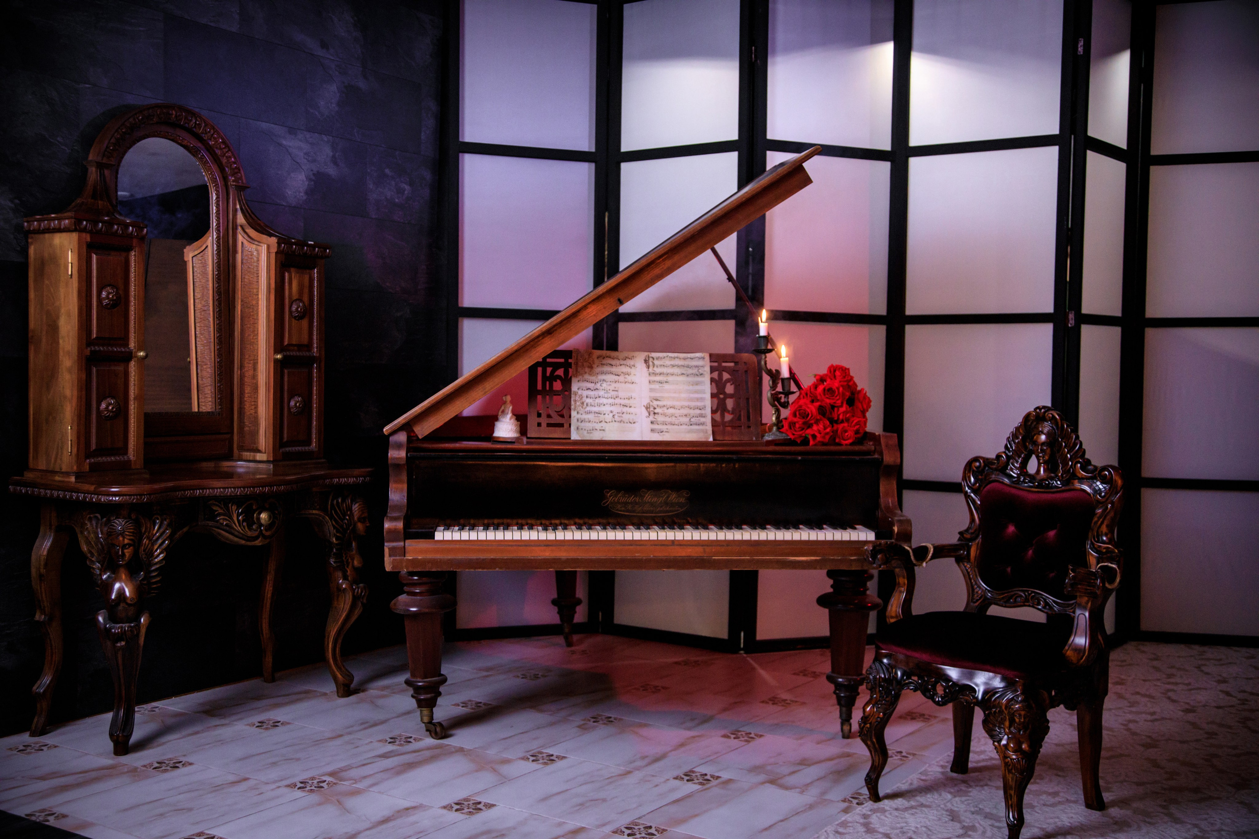 Интерьерные локации FOTOGEN: 7 уникальных фотозон для вашей фотосессии. Интерьерная фотостудия FOTOGEN г. Краснодар