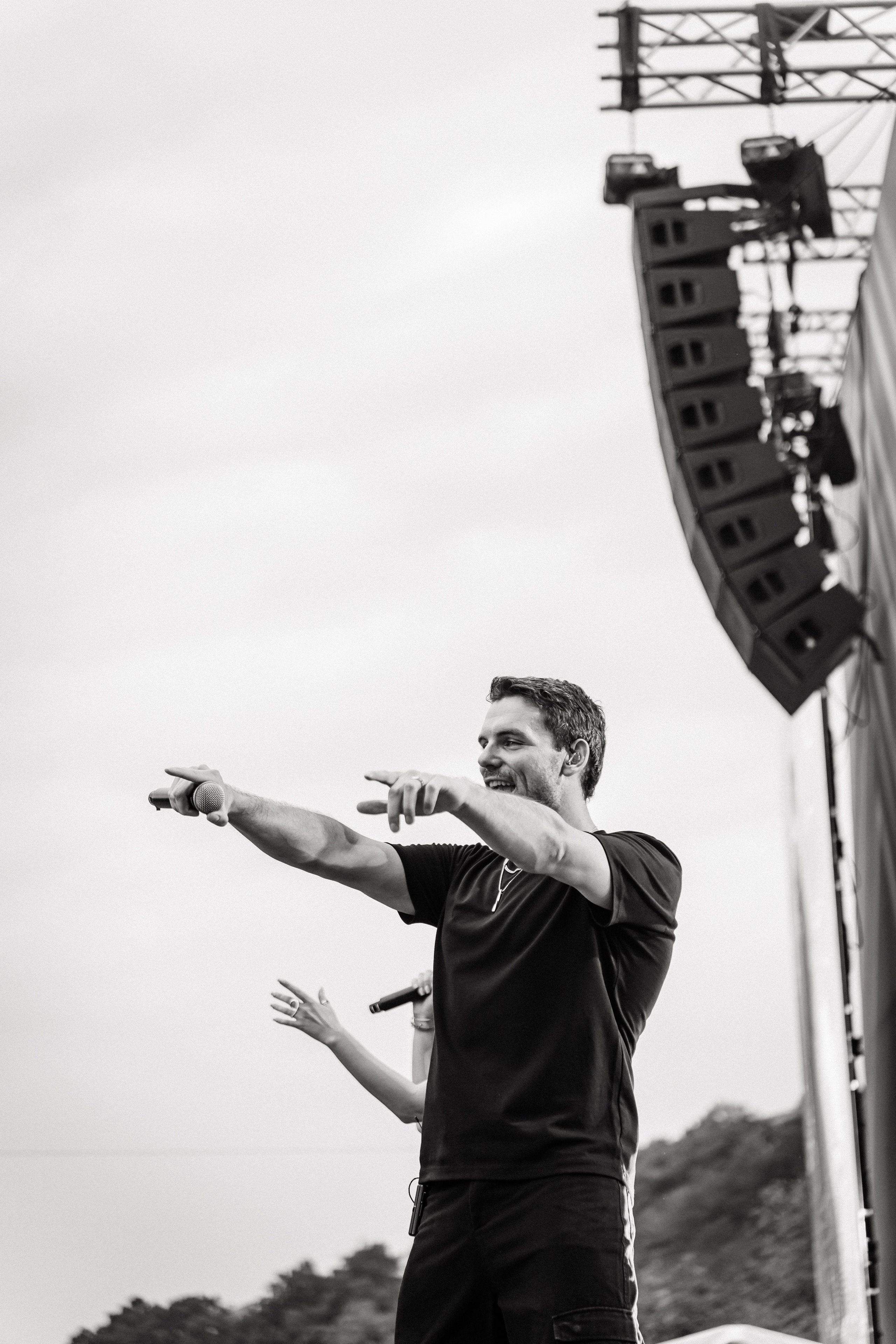 Лёша Свик • Банд’Эрос • Олег Майами • Filatov & Karas. Свадебный и репортажный, фуд фотограф в Новороссийске Евгений Александриди