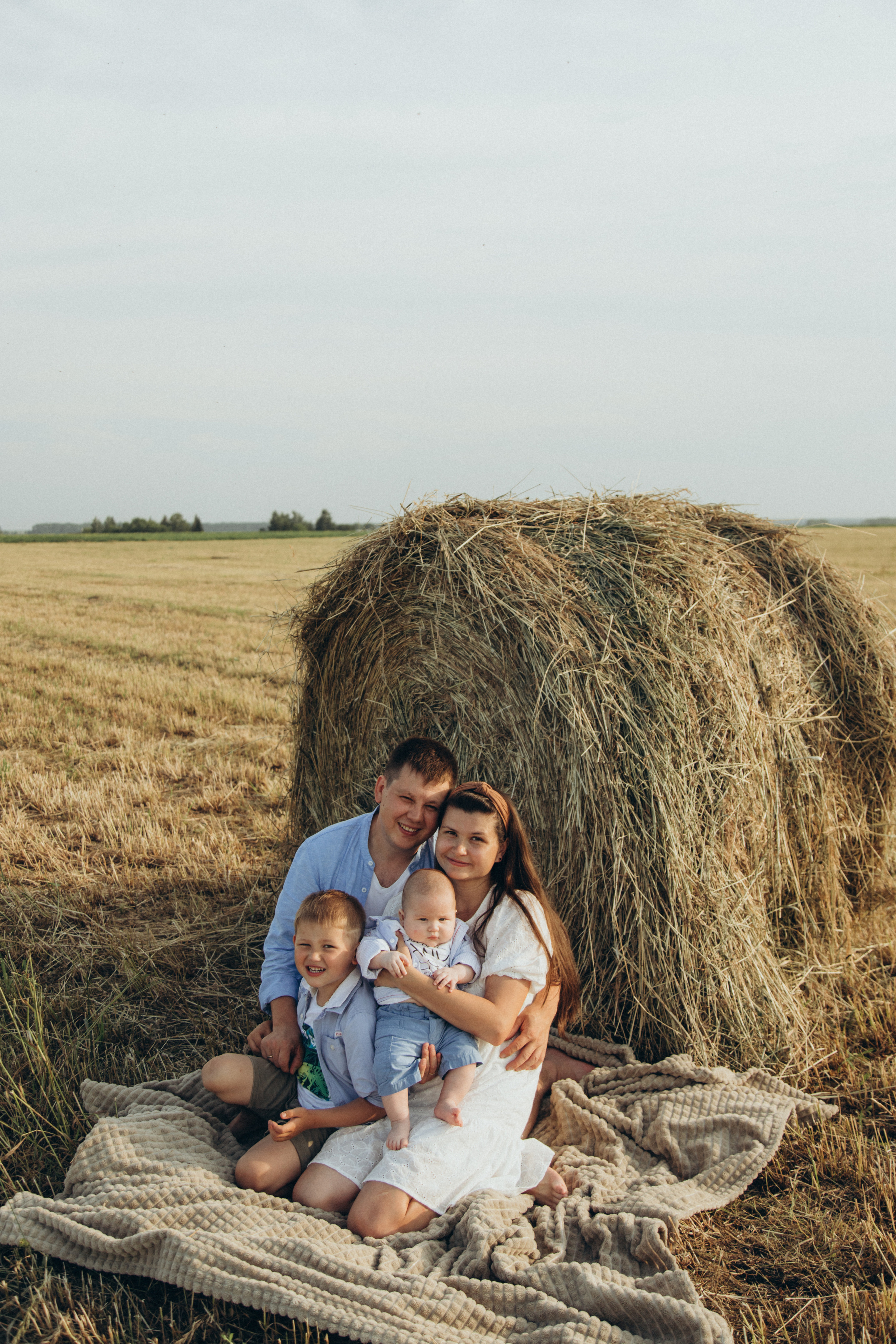 Ильшат, Эльмира, Тимур, Артур. Семейный фотограф новорожденных УФА Гульнара Зиновьева
