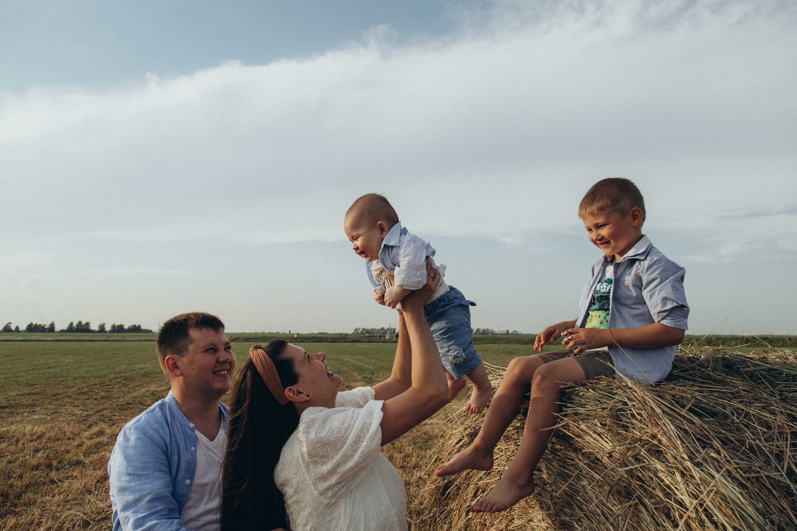 Ильшат, Эльмира, Тимур, Артур. Семейный фотограф новорожденных УФА Гульнара Зиновьева