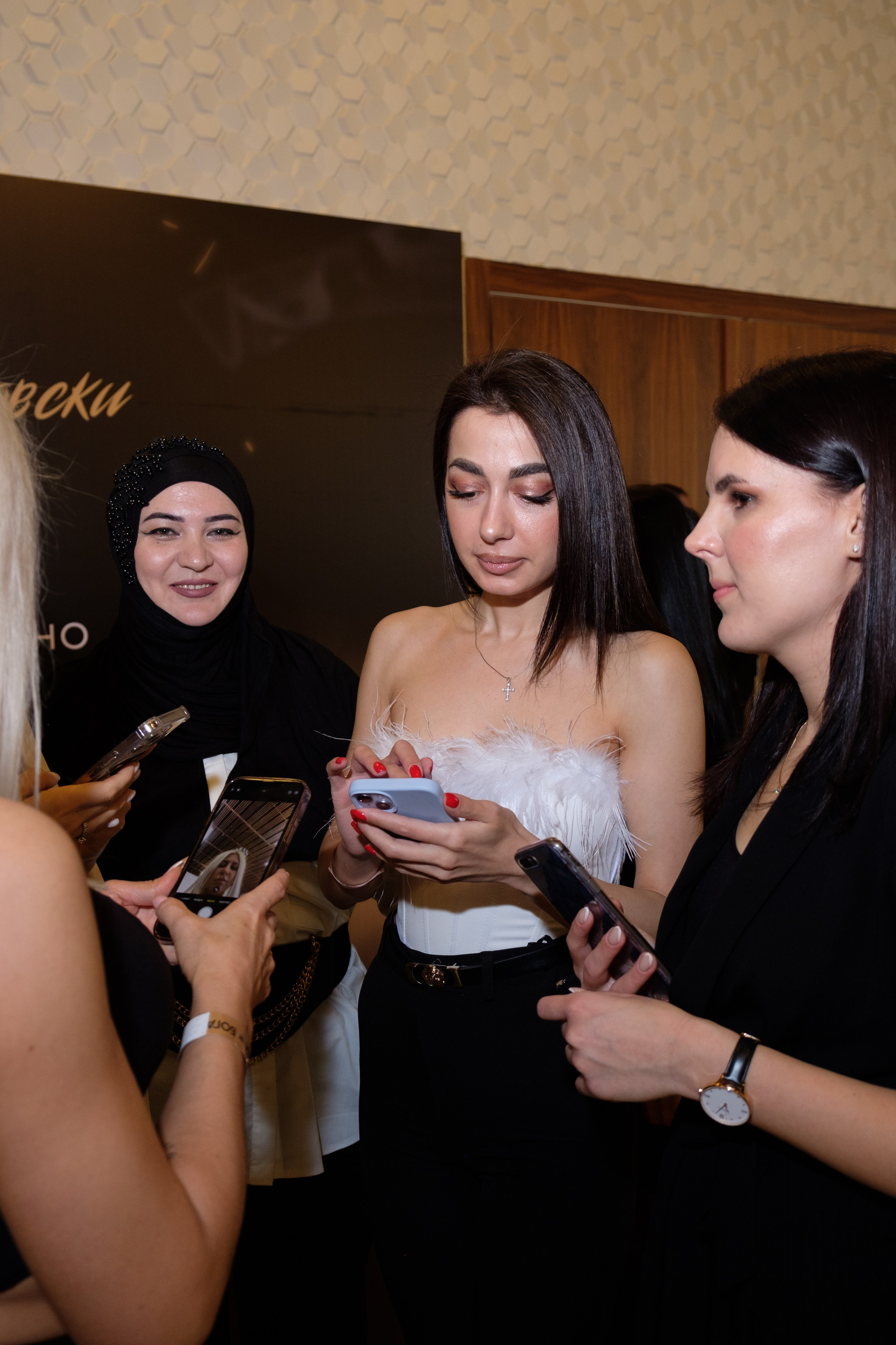 ФЕНОМЕН с Надин Серовски. Фотограф женского портрета и репортажной съёмки Алексеева Анна г. Москва