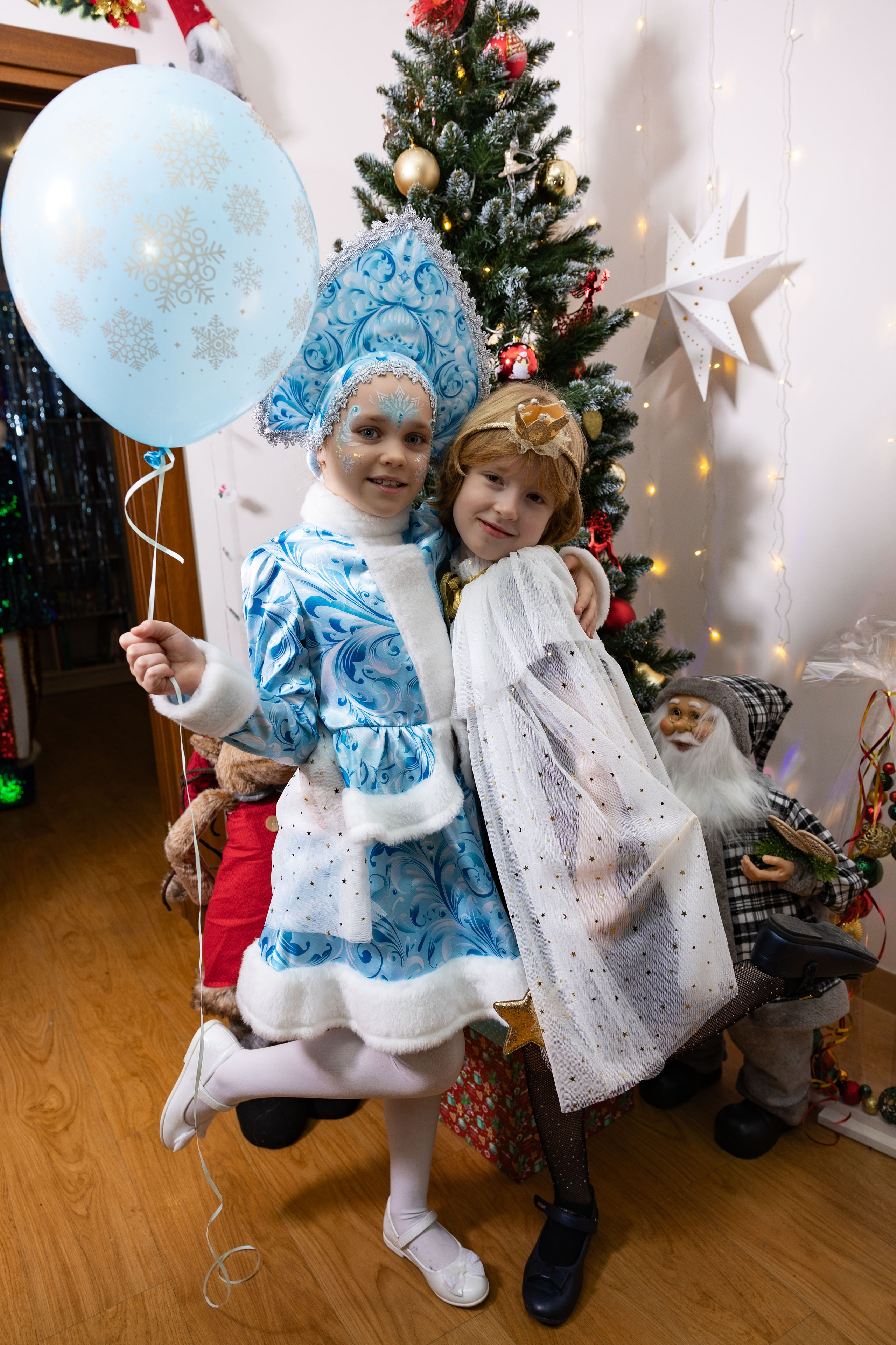 Новый год в школе английского языка. Фотограф/видеограф в Санкт-Петербурге Динара Гольдина