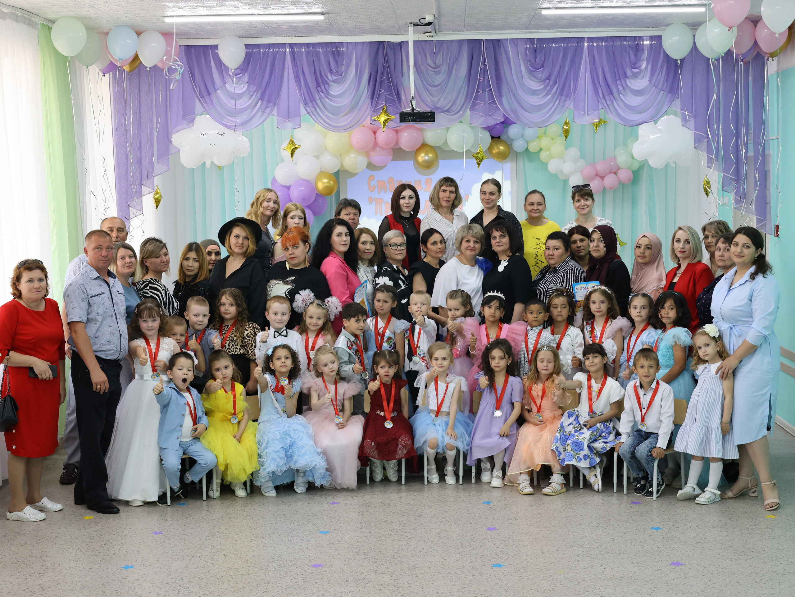 Выпускной в саду. Мания, портретный фотограф в городе Оренбург